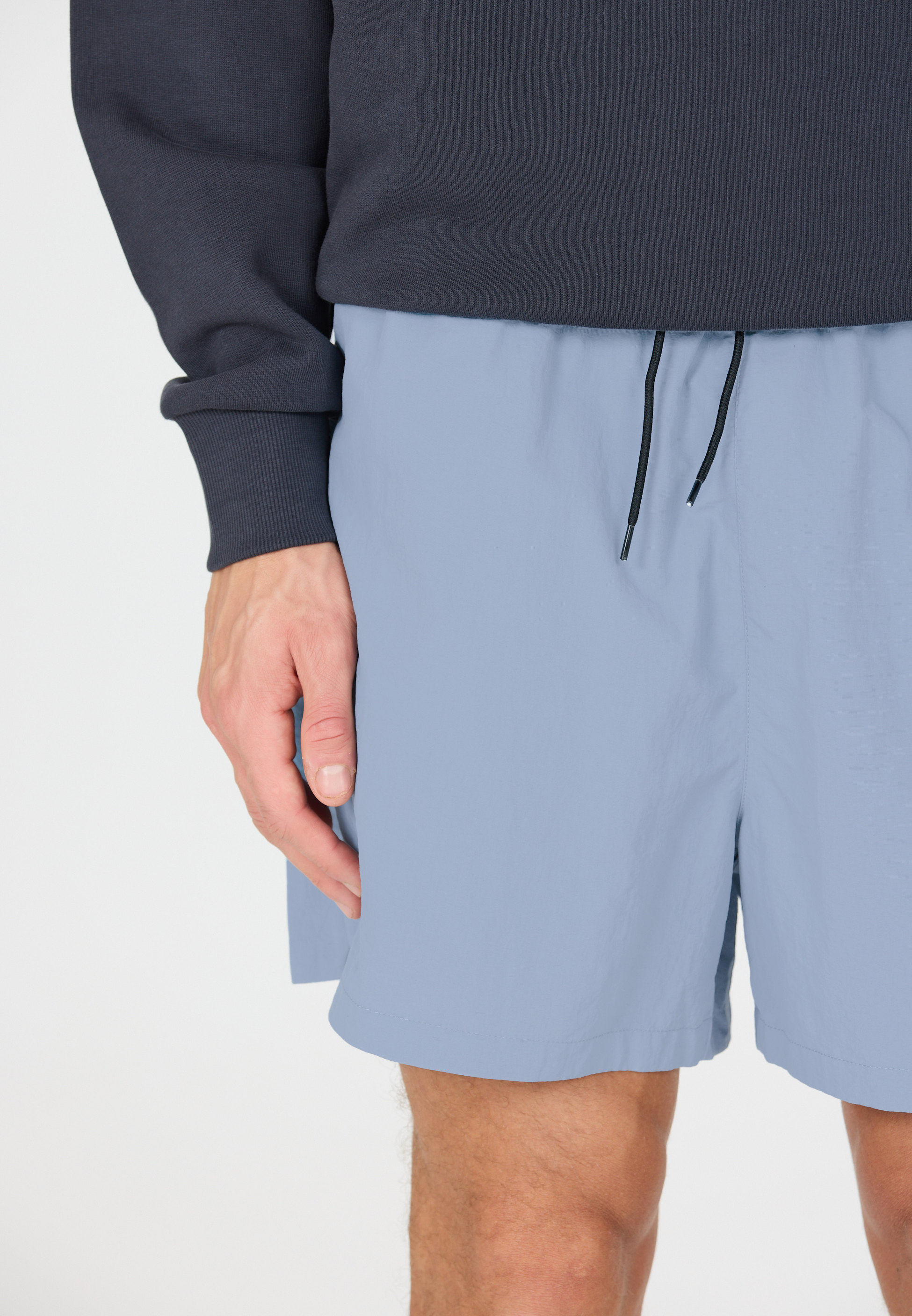 SOS, Whitsunday Shorts
