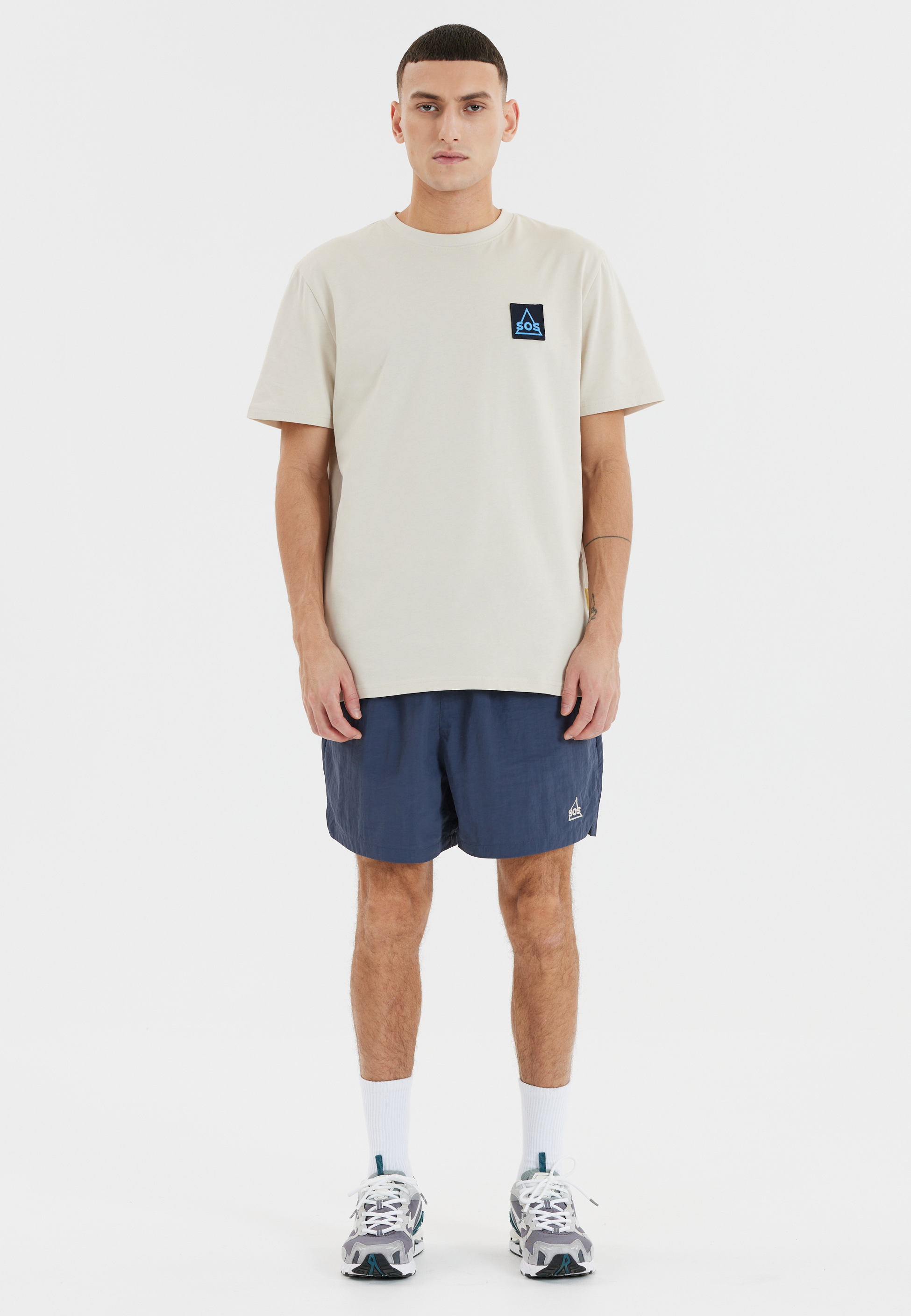 SOS, Whitsunday Shorts