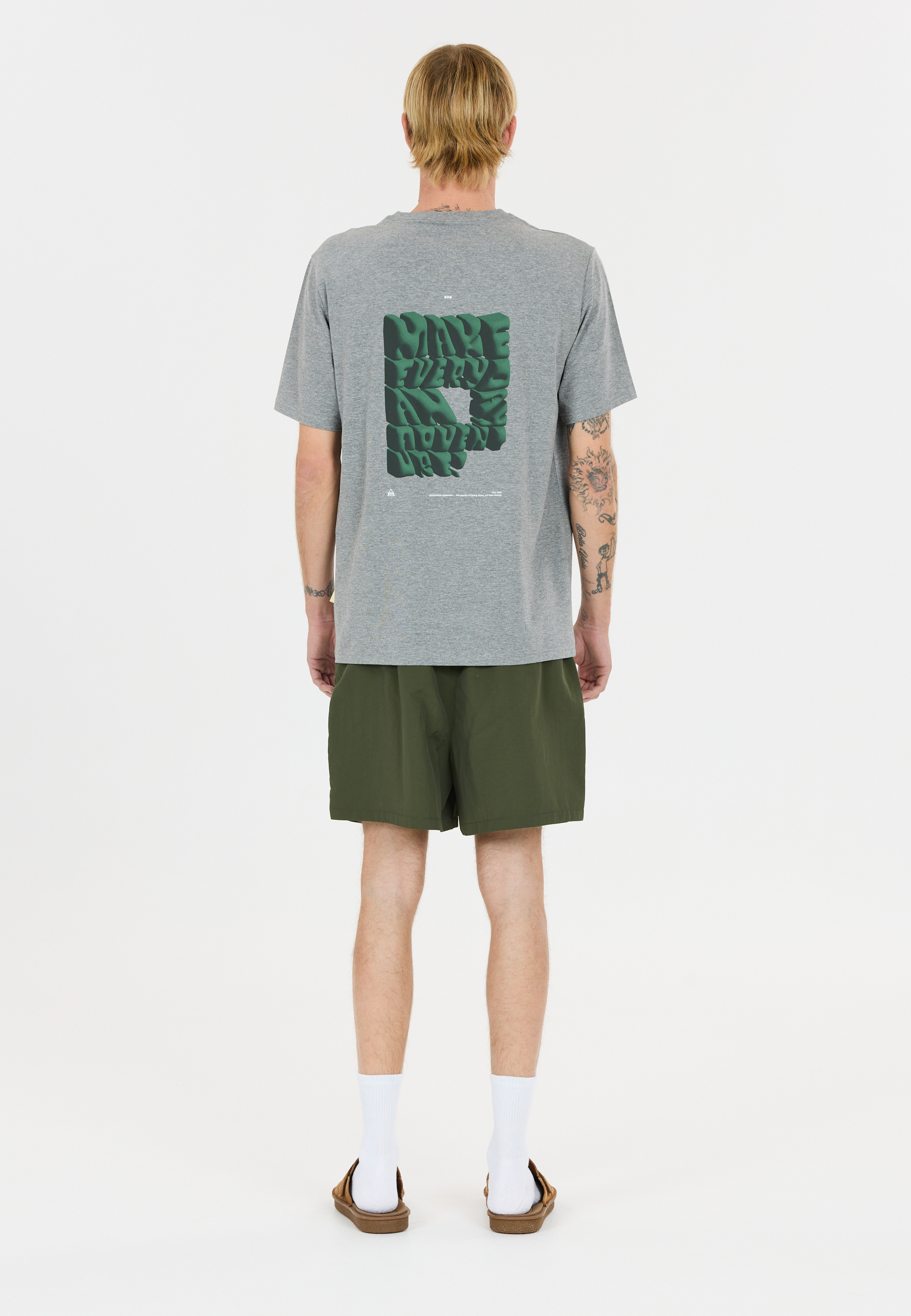 SOS, Whitsunday Shorts