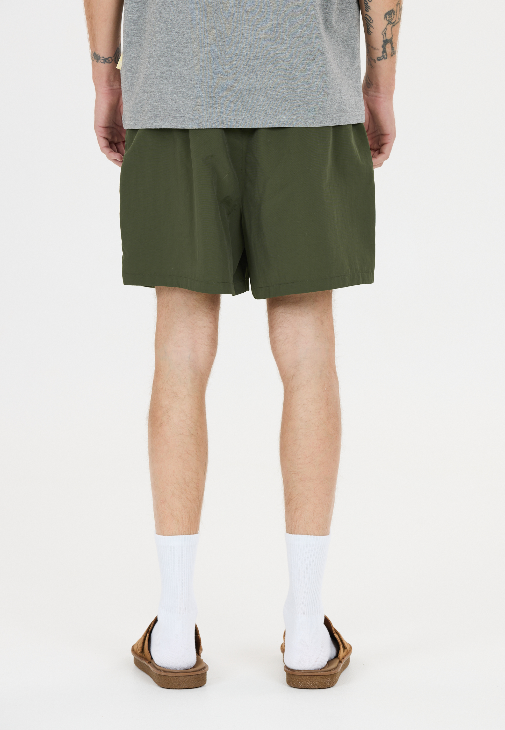 SOS, Whitsunday Shorts