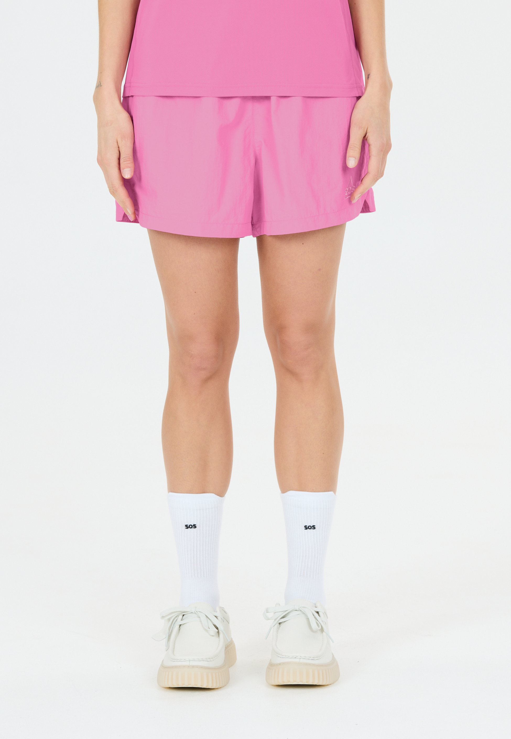 SOS, Whitsunday Shorts