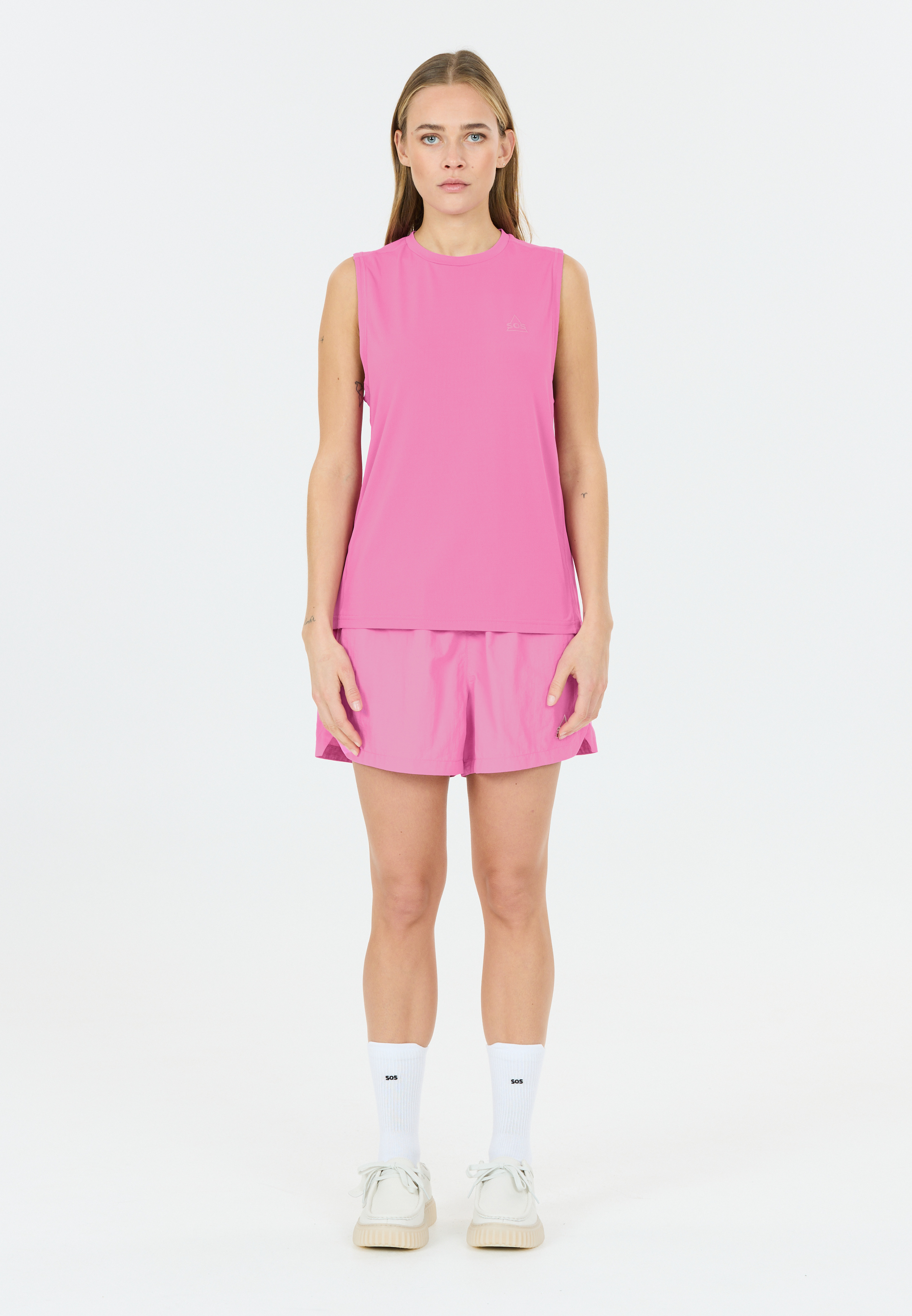 SOS, Whitsunday Shorts