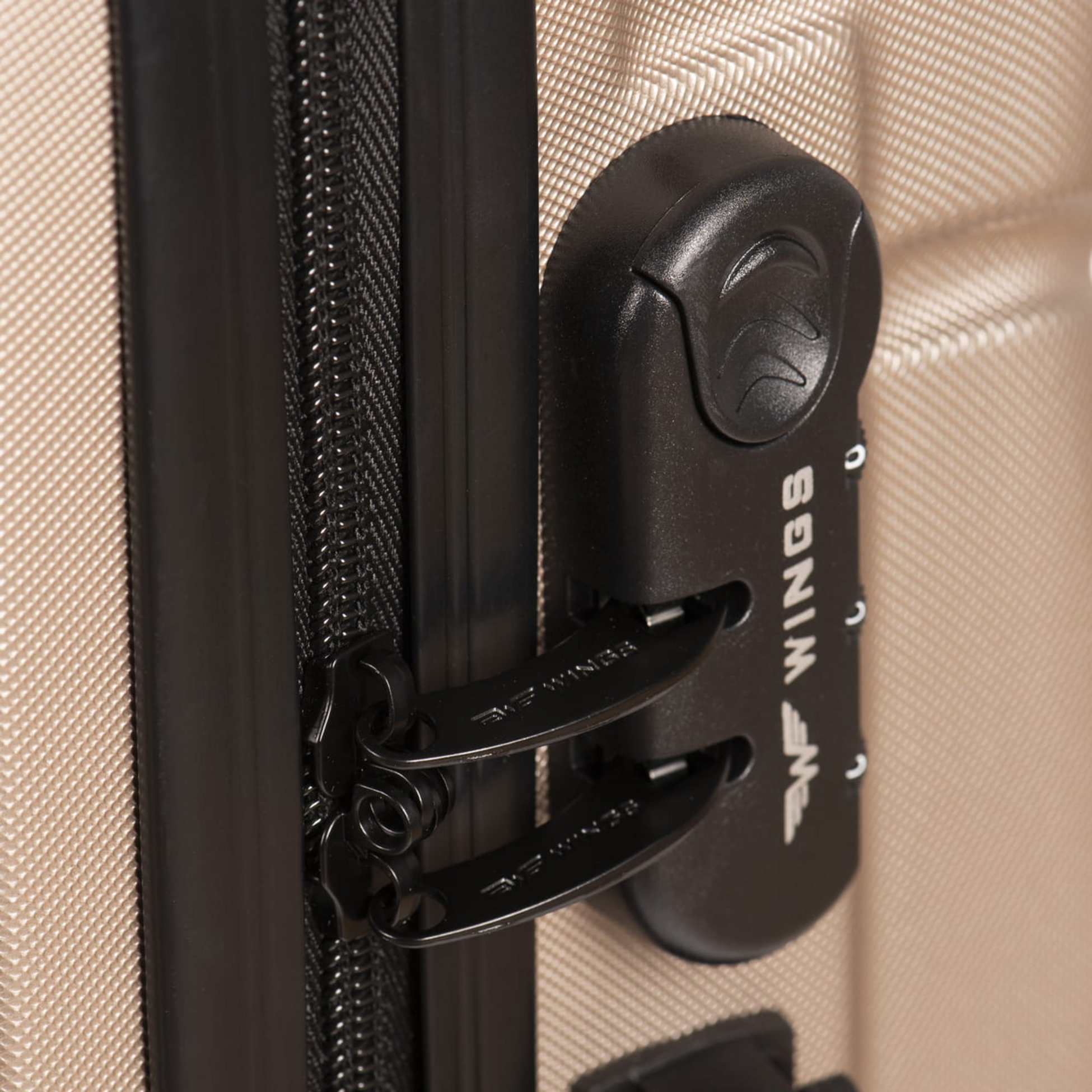 WINGS, Wings Peacock 3.0 20" Cabin Suitcase - Coffee