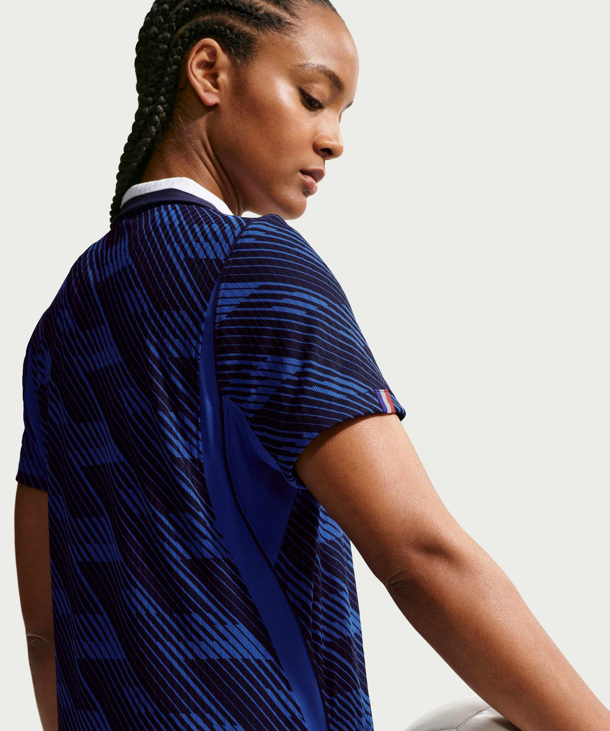 NIKE, Women's Aero-fit Football Shirt France National Team 2026 Match Home
