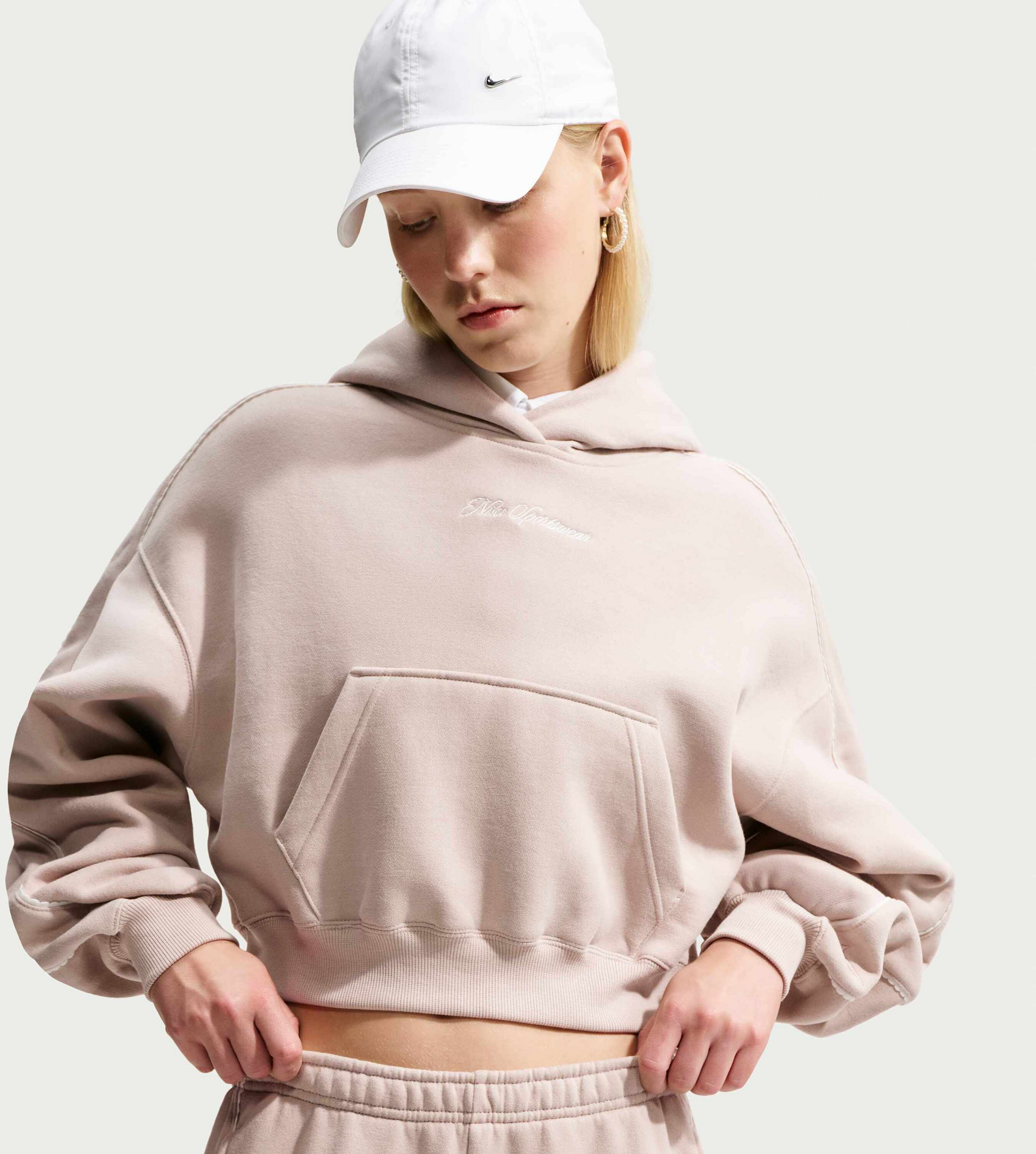 NIKE, Women's Cropped Pullover Hoodie Studio Fleece Medium Weight 'graphic Pack'