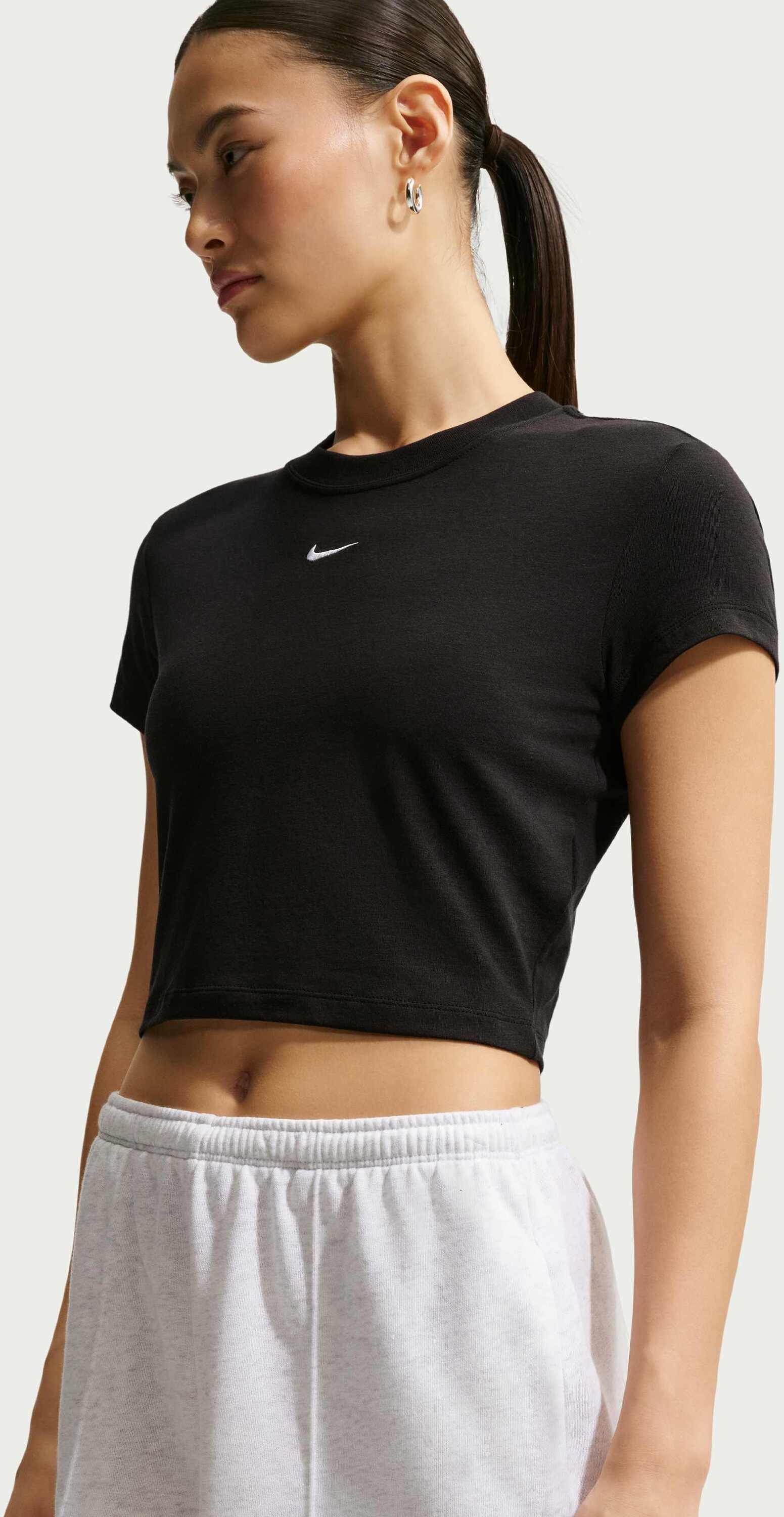 NIKE, Women's Cropped T-shirt Sportswear Chill Knit