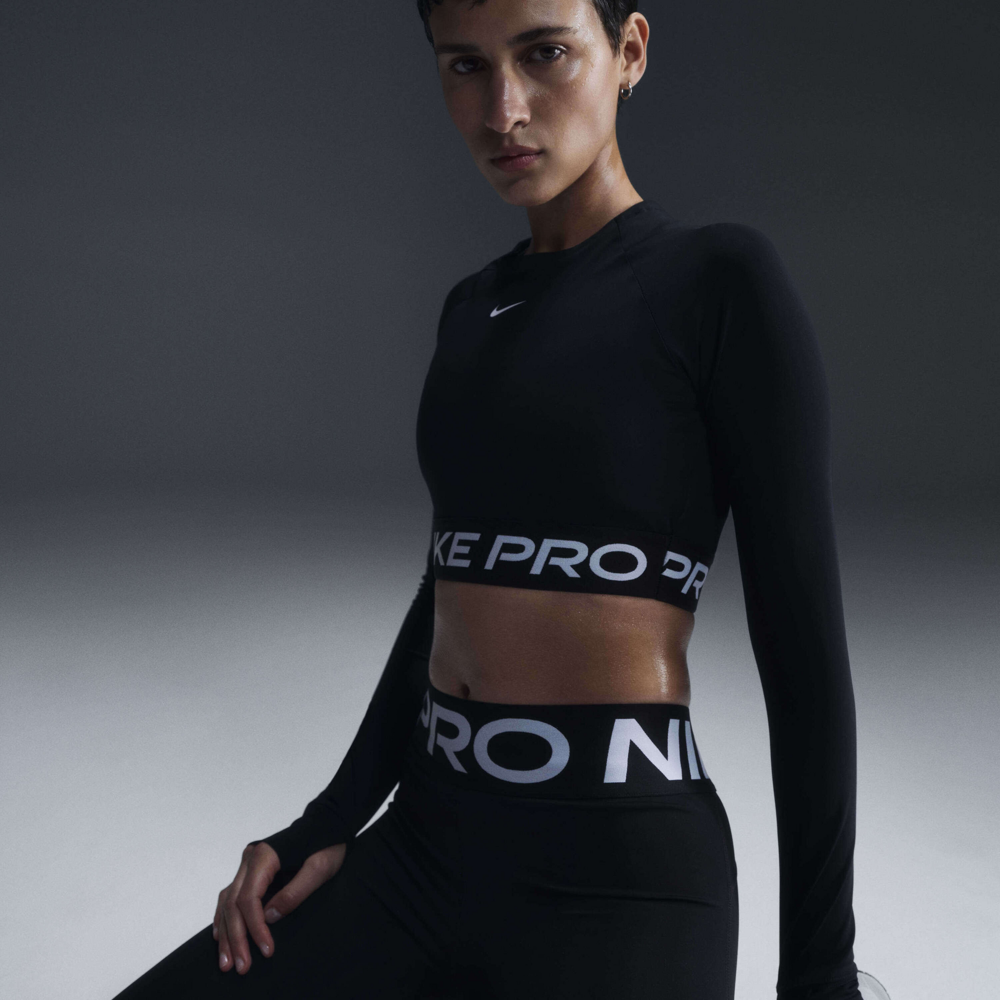 NIKE, Women's Dri-fit Cropped Long-sleeve Top Pro
