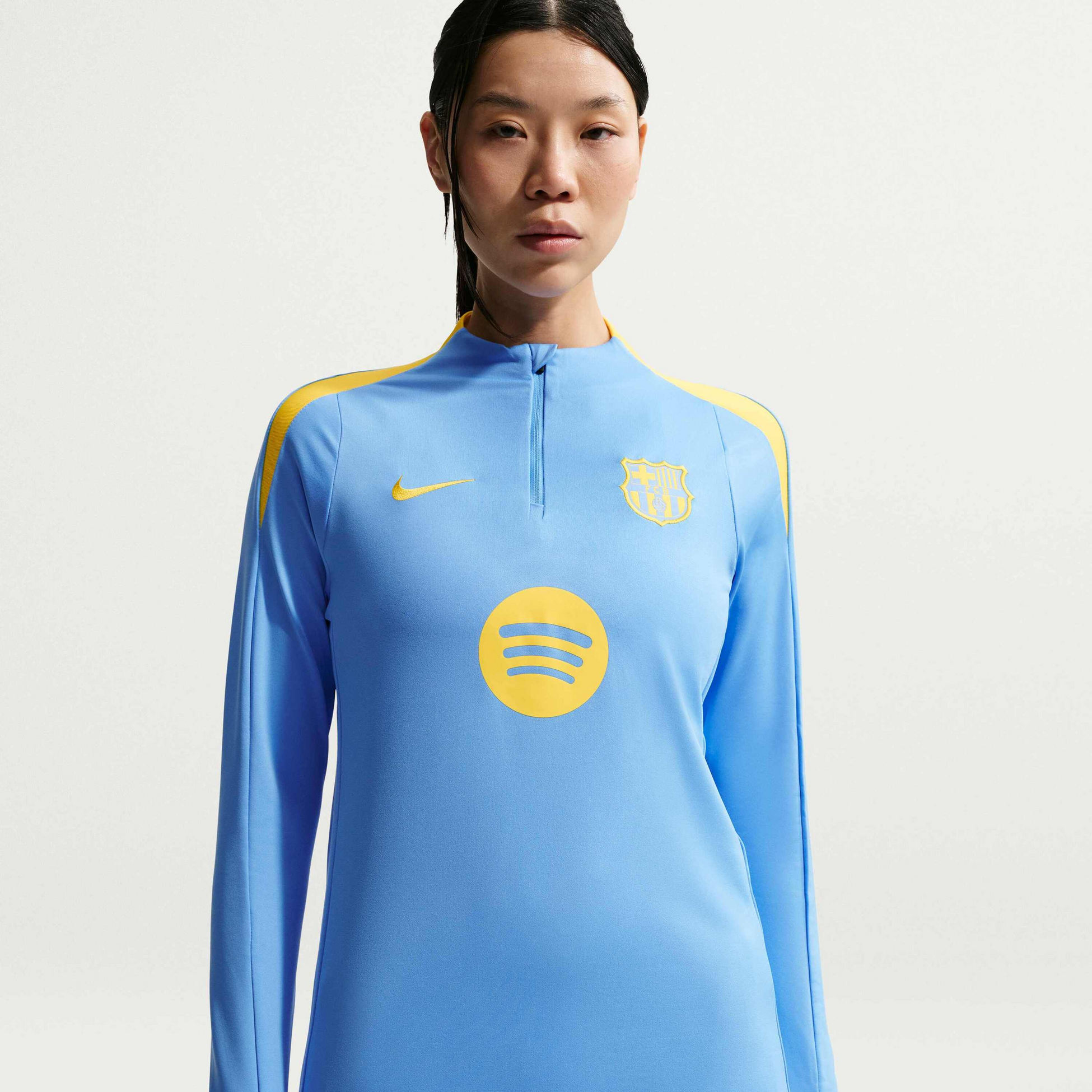 NIKE, Women's Dri-fit Football Knit Drill Top F.c. Barcelona Strike Fourth
