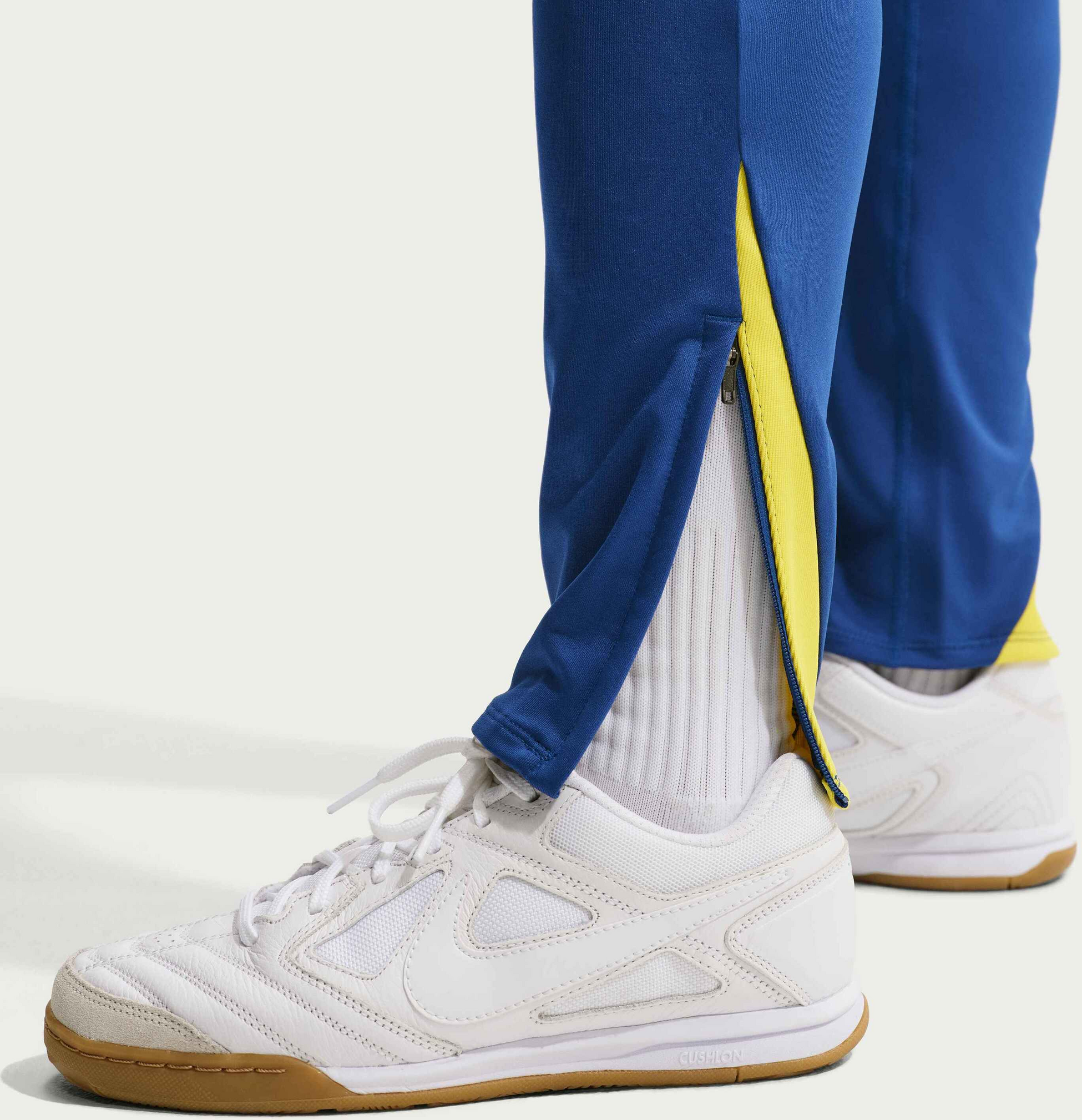 NIKE, Women's Dri-fit Football Knit Trousers F.c. Barcelona Strike Fourth