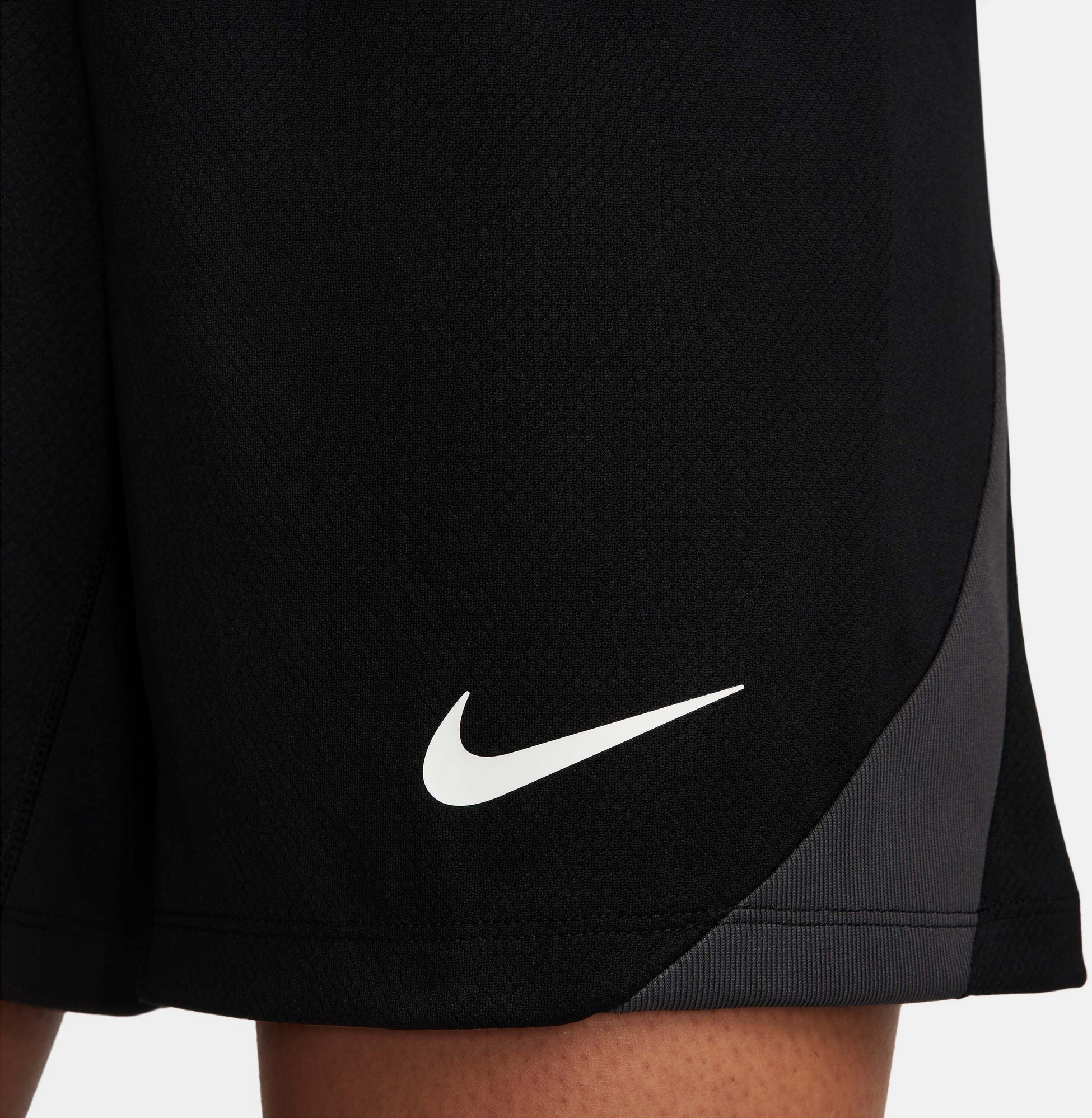 NIKE, Women's Dri-fit Football Shorts Strike