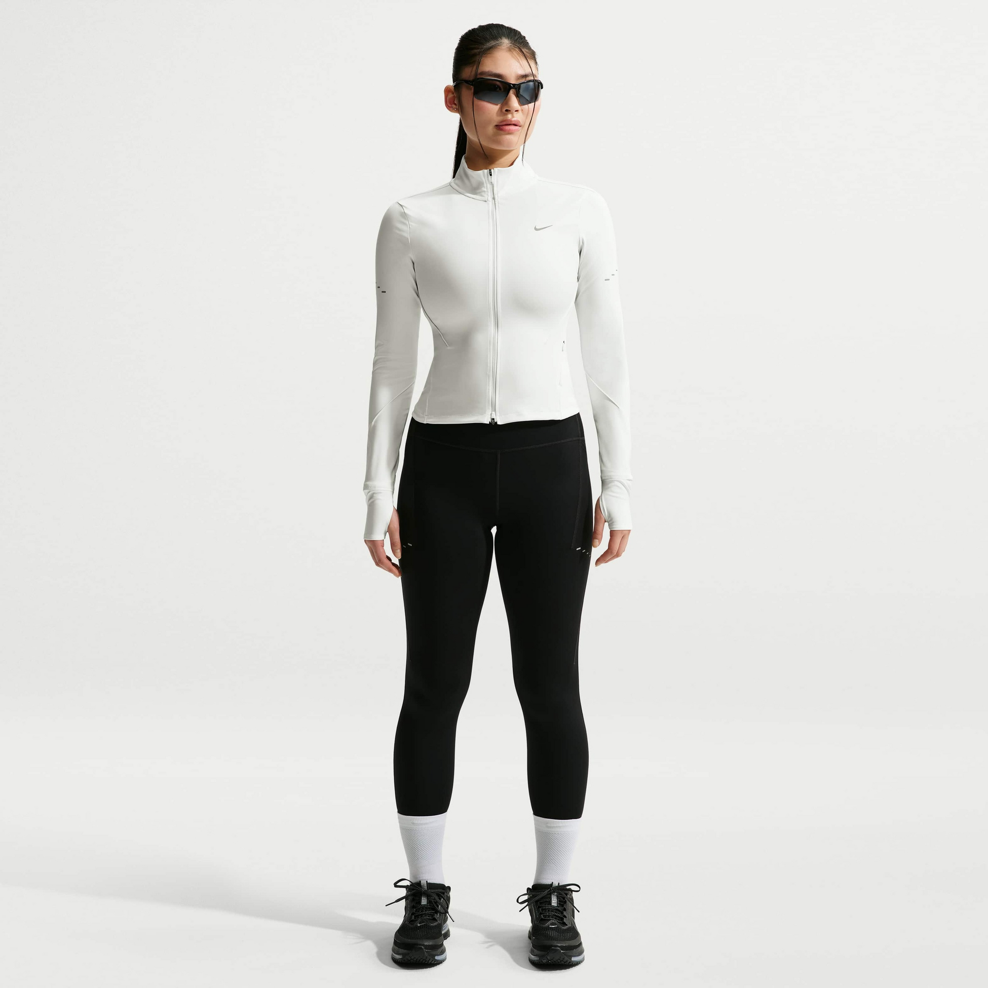 NIKE, Women's Dri-fit Full-zip Running Jacket Swift