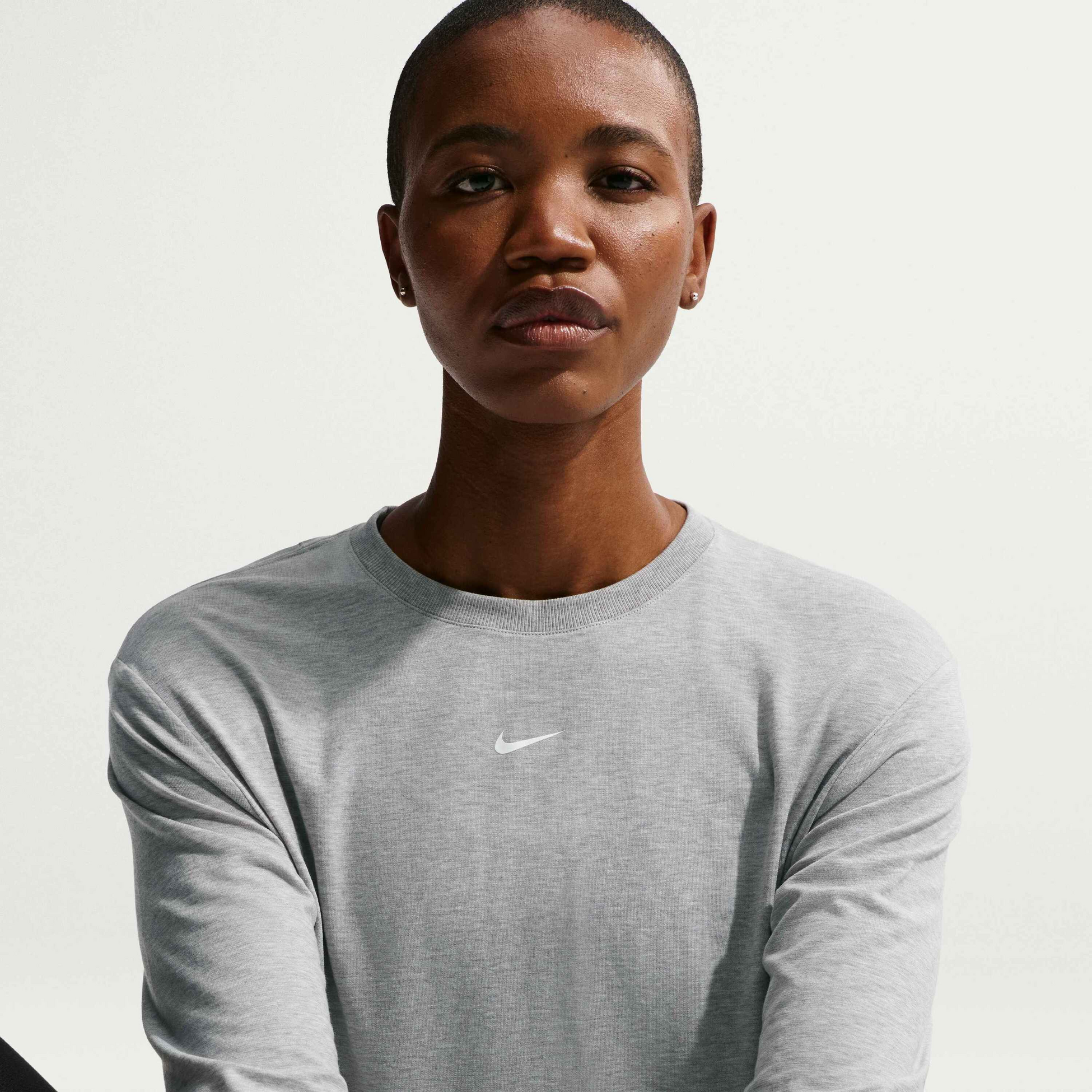NIKE, Women's Dri-fit Long-sleeve Top One Relaxed