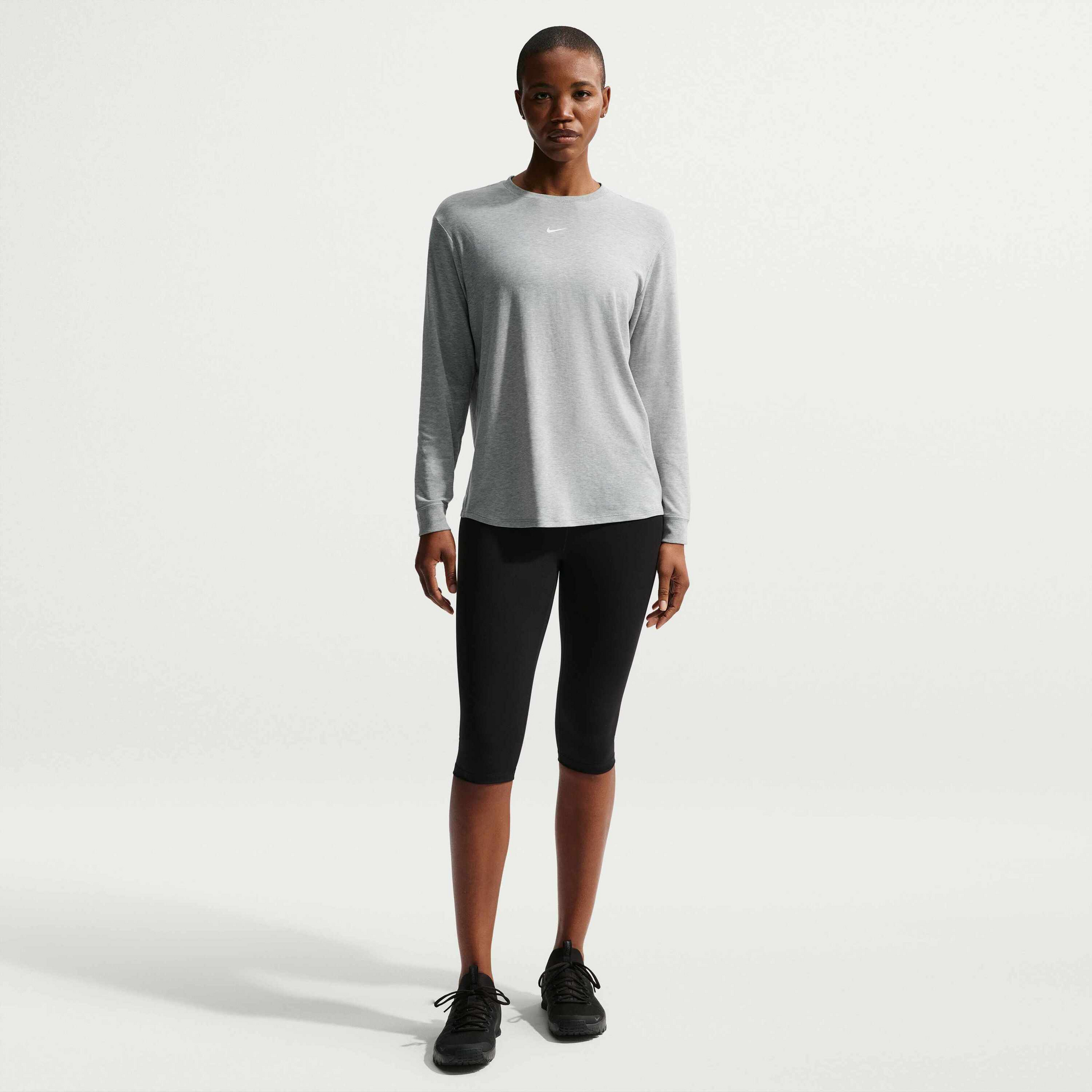 NIKE, Women's Dri-fit Long-sleeve Top One Relaxed