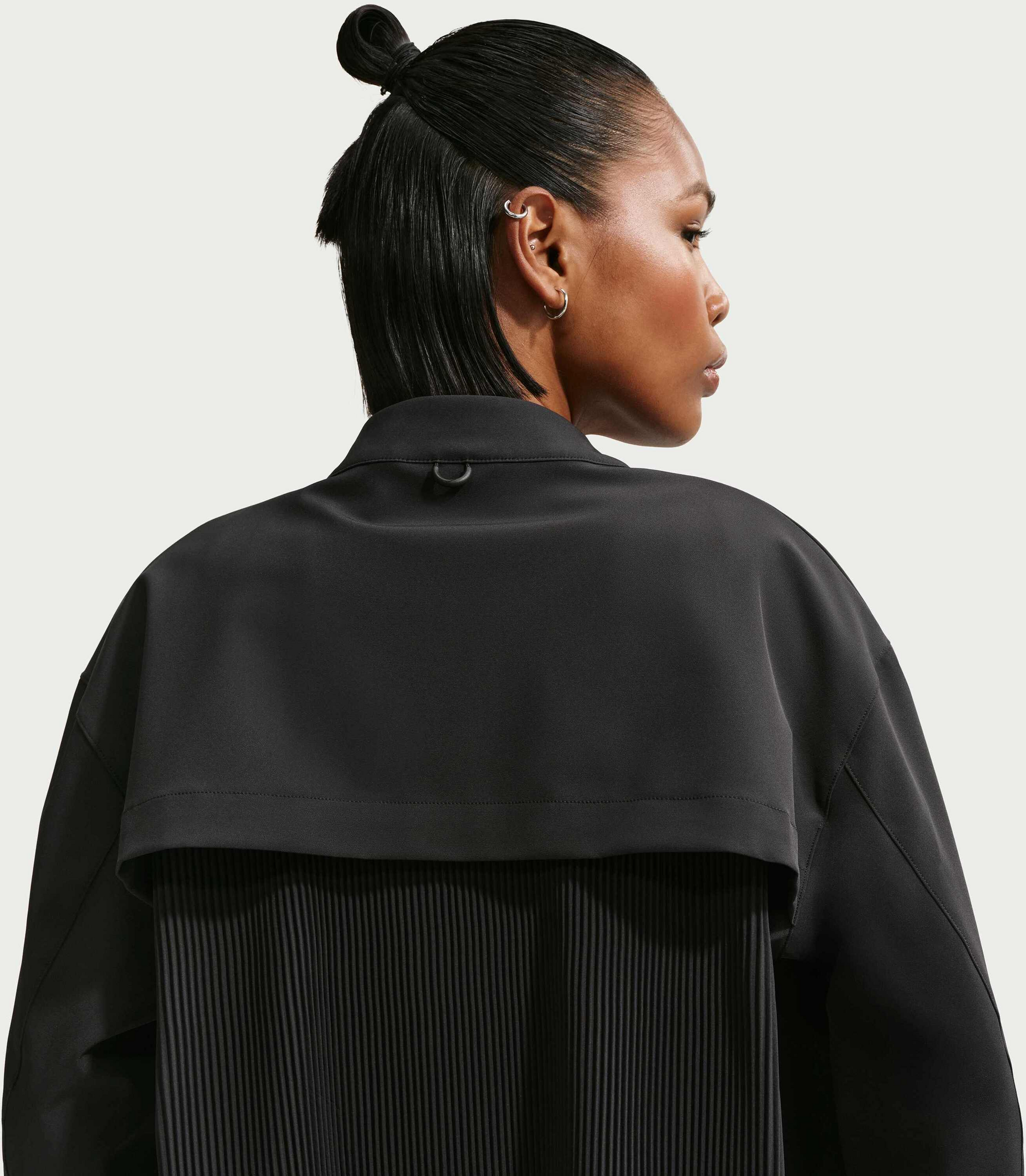 NIKE, Women's Dri-fit Loose-fit Cropped Jacket 24.7 Perfectstretch