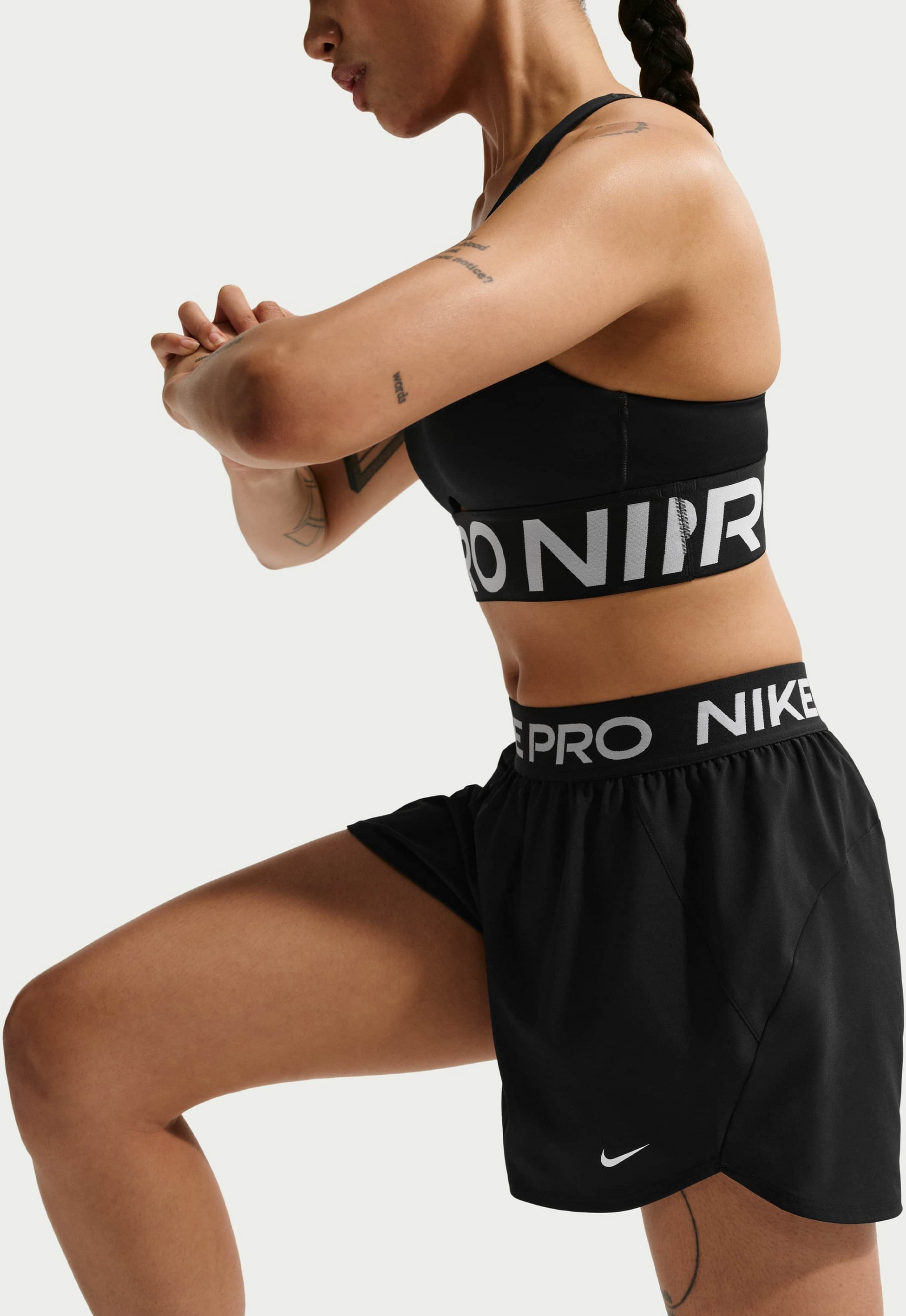 NIKE, Women's Dri-fit Mid-rise Brief-lined 7.5cm (approx.) Woven Shorts Pro