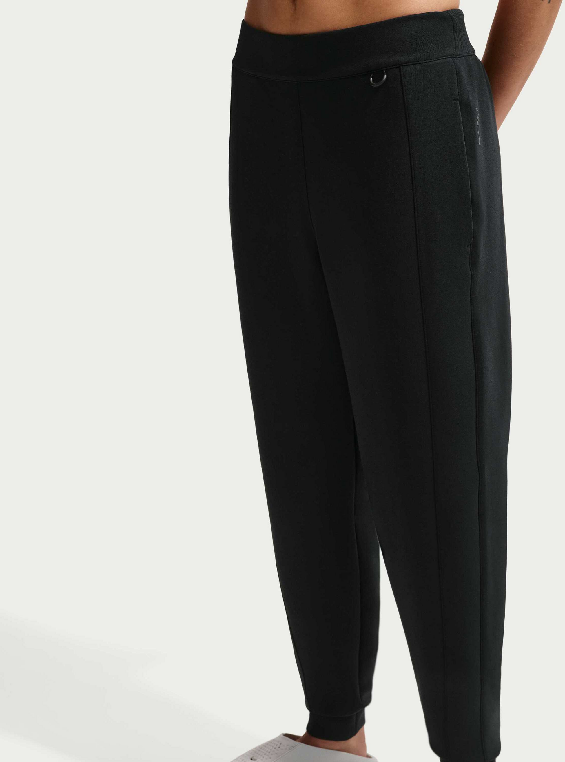 NIKE, Women's Dri-fit Mid-rise Joggers 24.7 Impossiblysoft