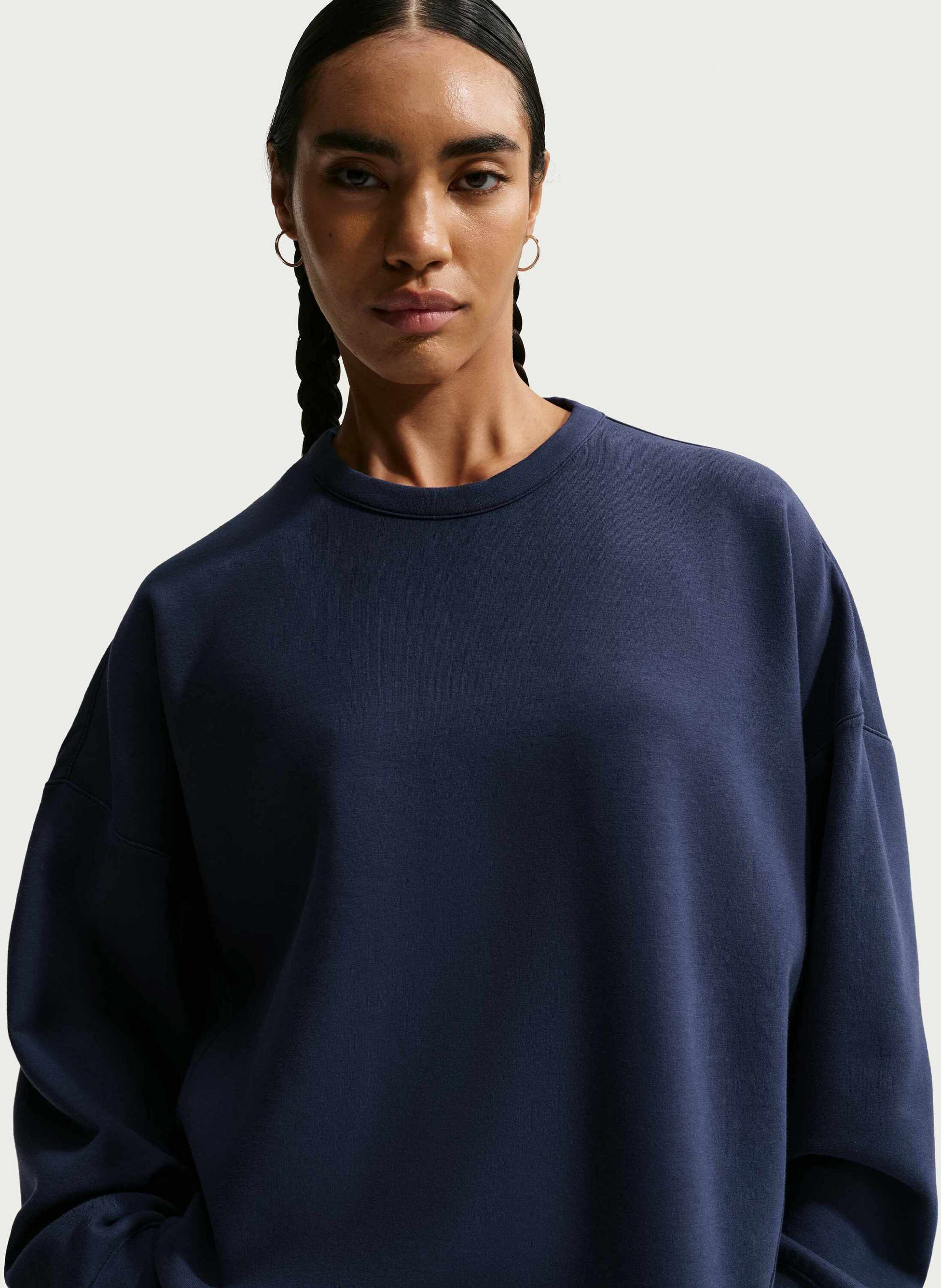 NIKE, Women's Dri-fit Oversized Crew-neck Top 24.7 Impossiblysoft