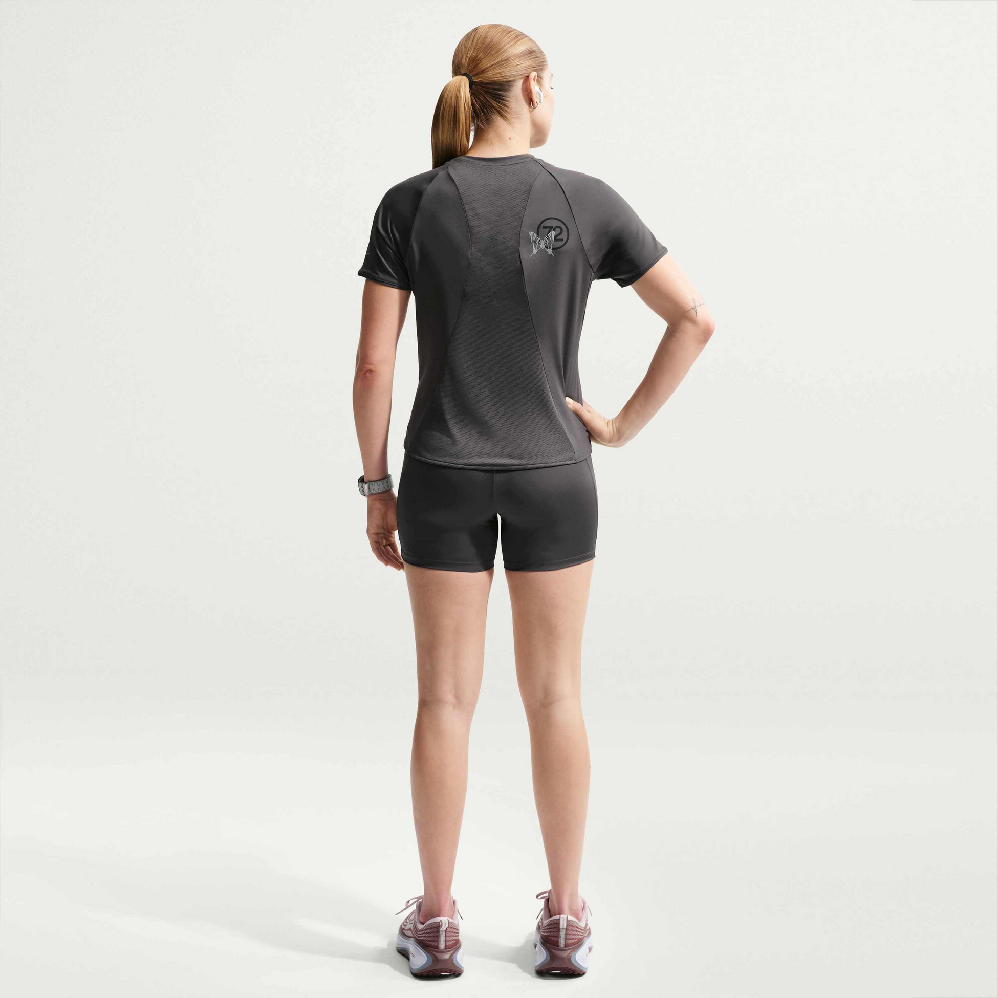 NIKE, Women's Dri-fit Running Top Swift