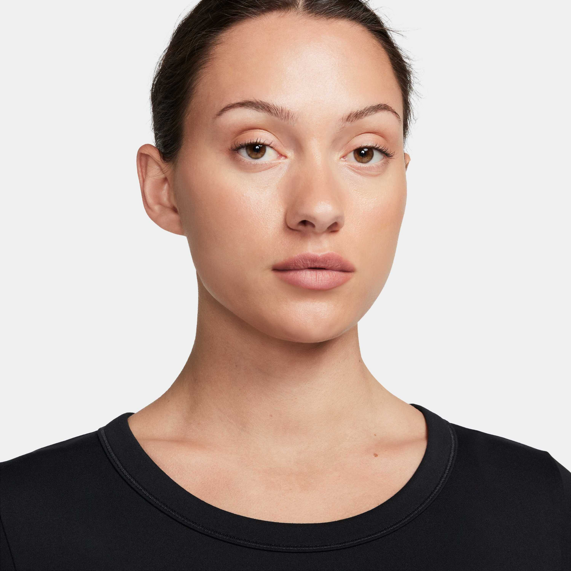 NIKE, Women's Dri-fit Short-sleeve Cropped Top One Fitted