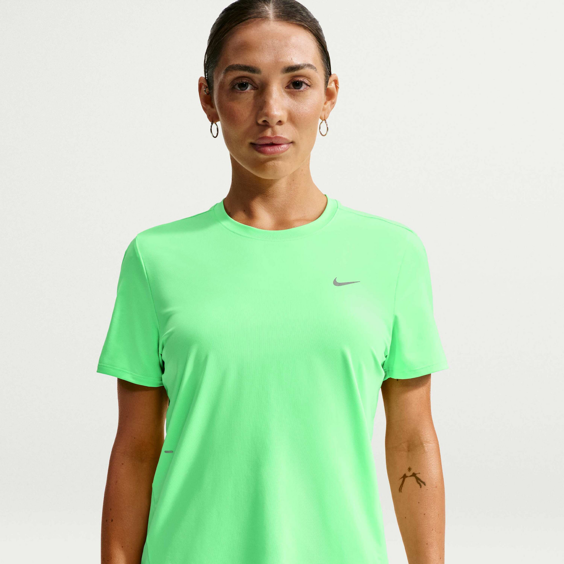 NIKE, Women's Dri-fit Short-sleeve Running Top Swift