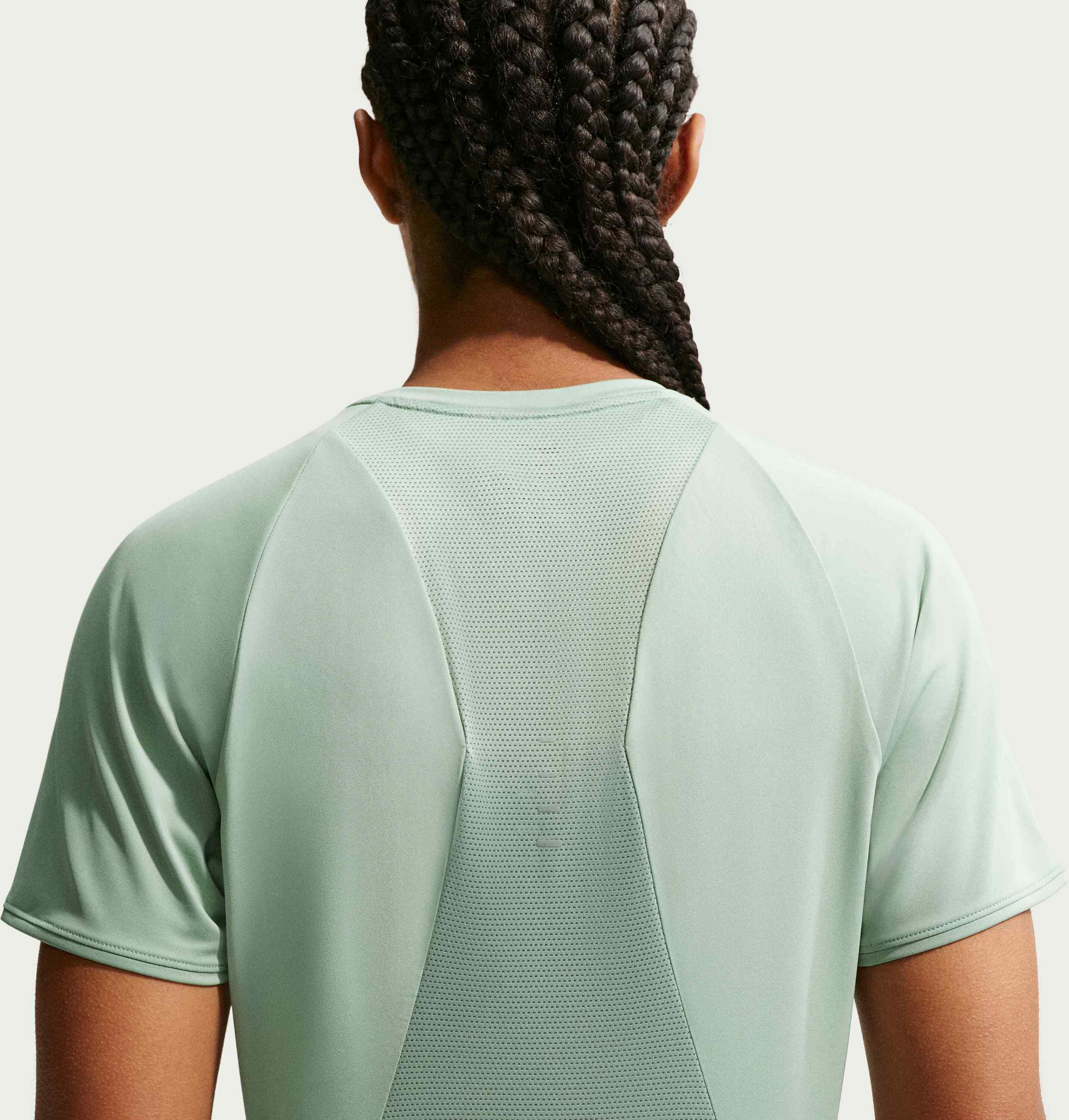 NIKE, Women's Dri-fit Short-sleeve Running Top Swift