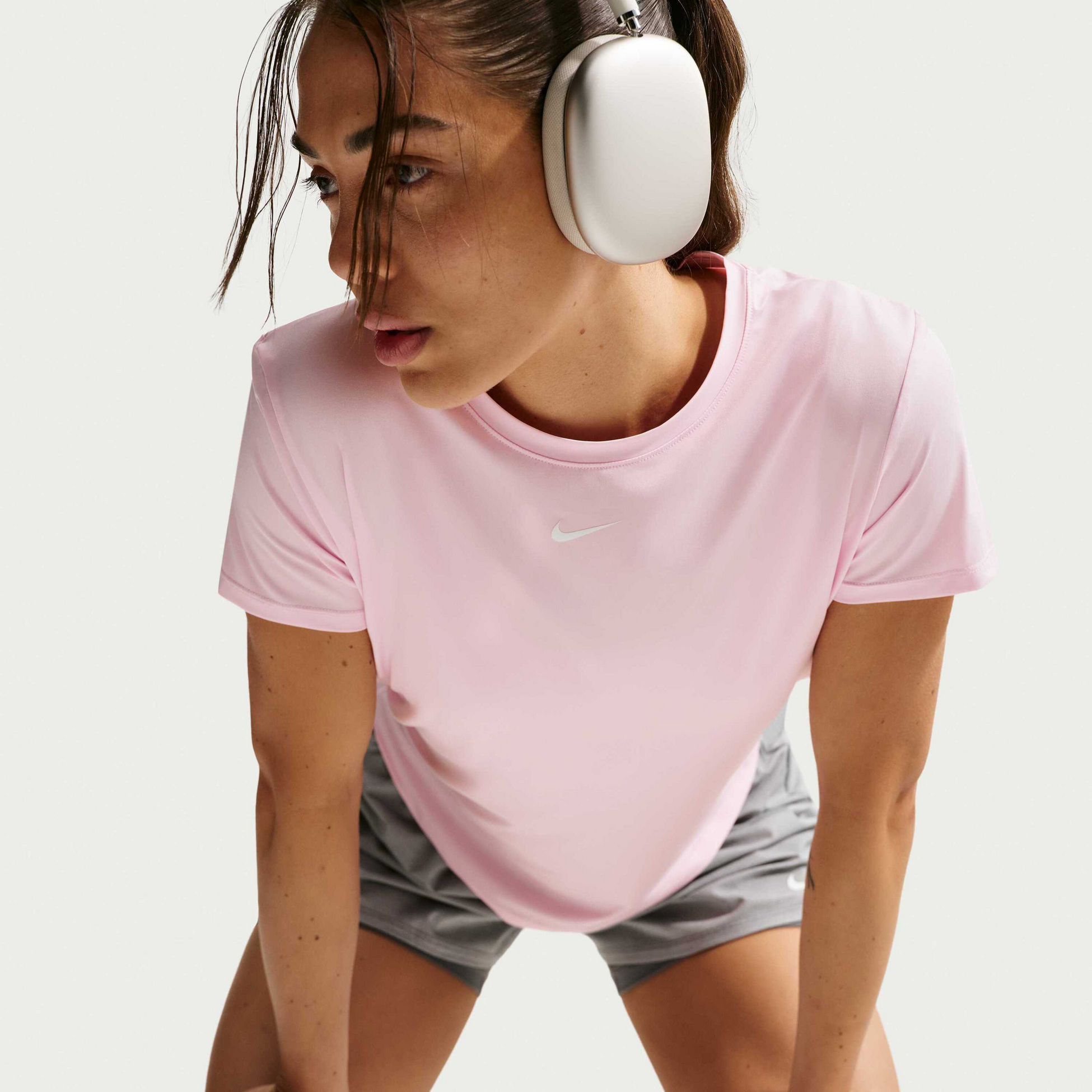 NIKE, Women's Dri-fit Short-sleeve Top One Classic