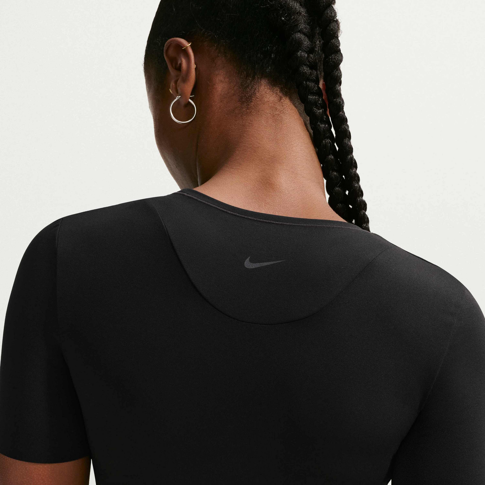 NIKE, Women's Dri-fit Short-sleeve Top Zenvy