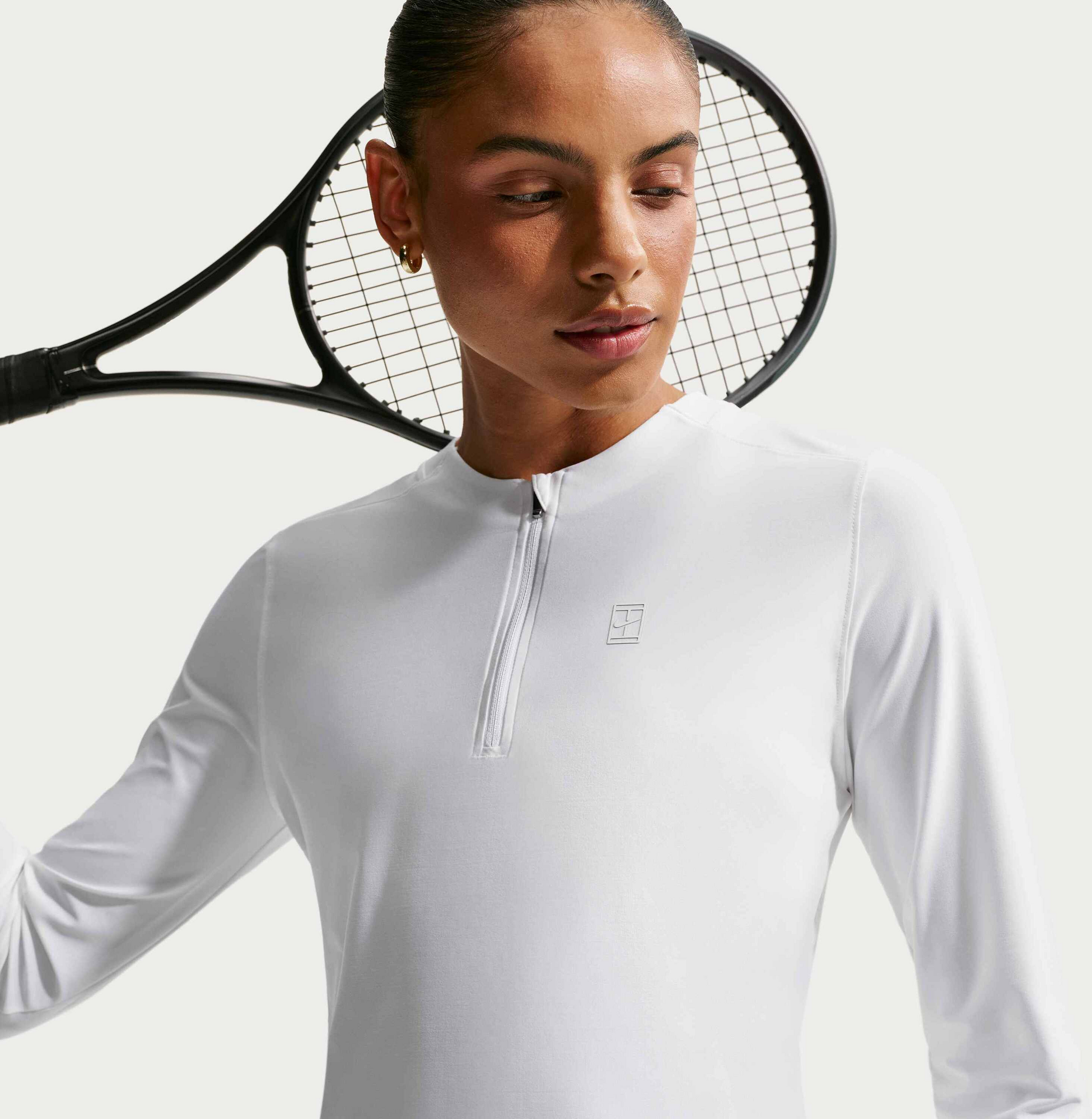 NIKE, Women's Dri-fit-mid Layer Tennis Top Nikecourt Advantage