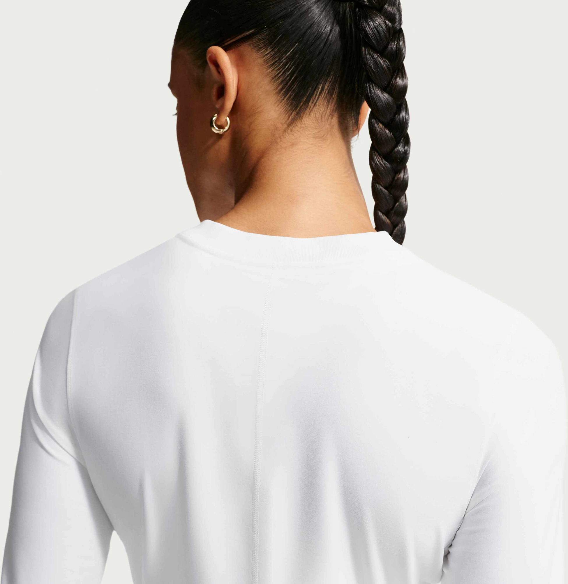 NIKE, Women's Dri-fit-mid Layer Tennis Top Nikecourt Advantage