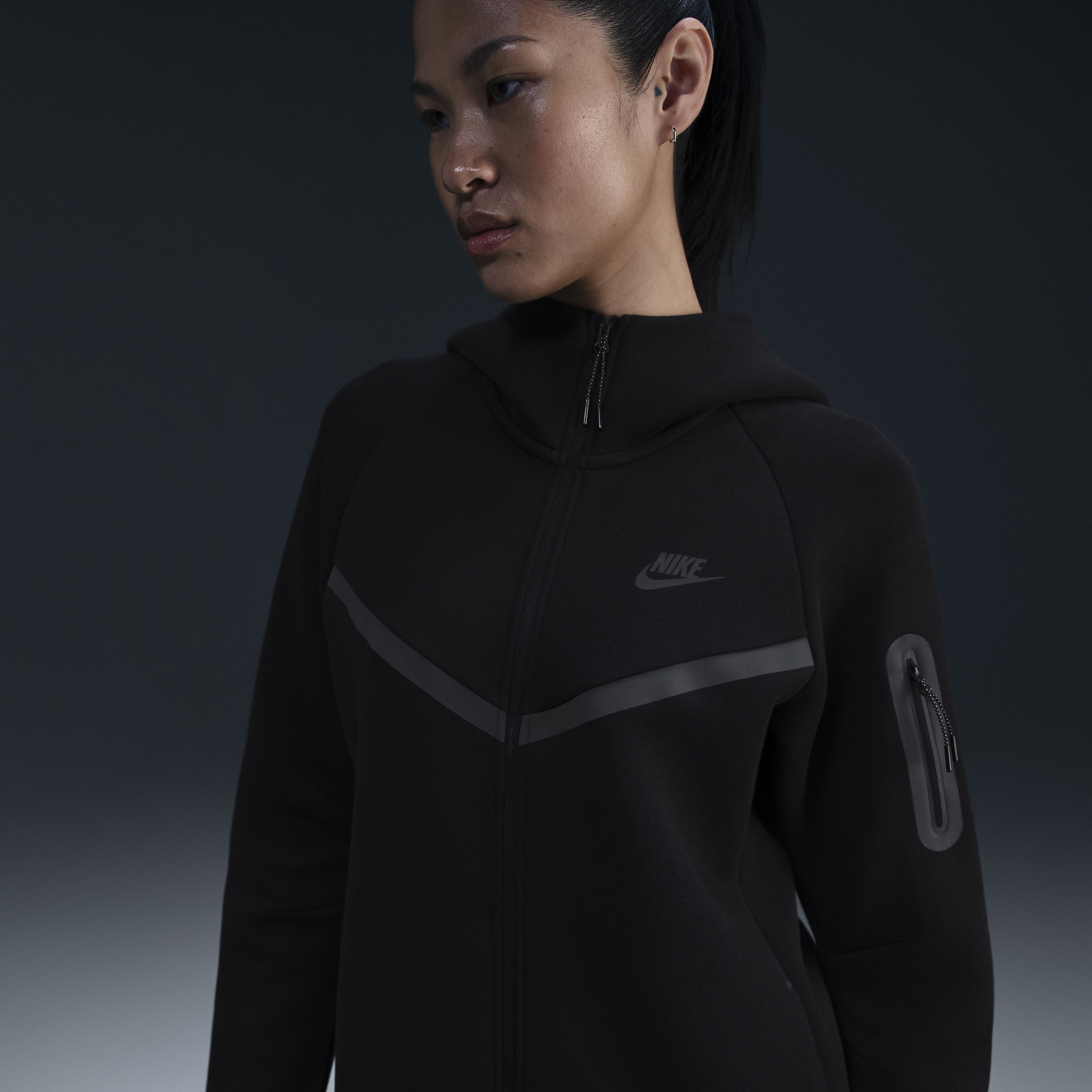 NIKE, Women's Full-zip Hoodie Sportswear Tech Fleece Windrunner