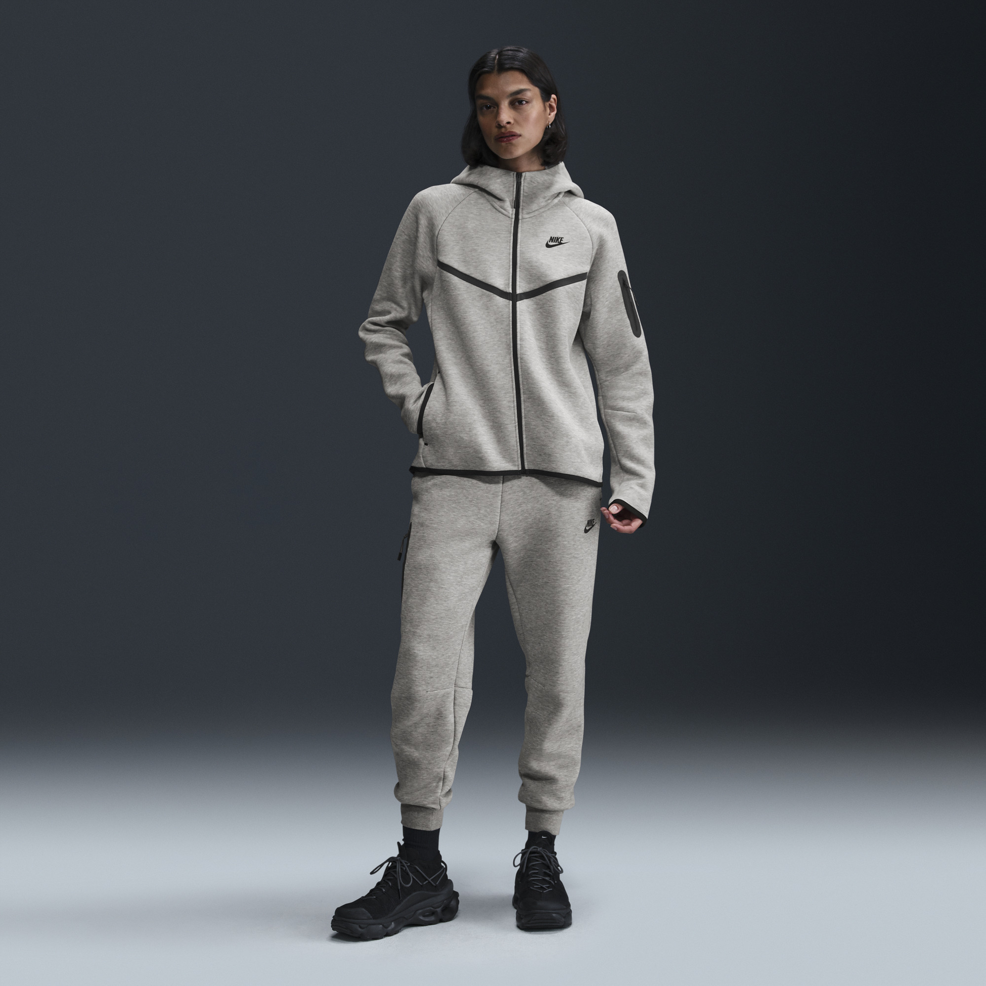 NIKE, Women's Full-zip Hoodie Sportswear Tech Fleece Windrunner