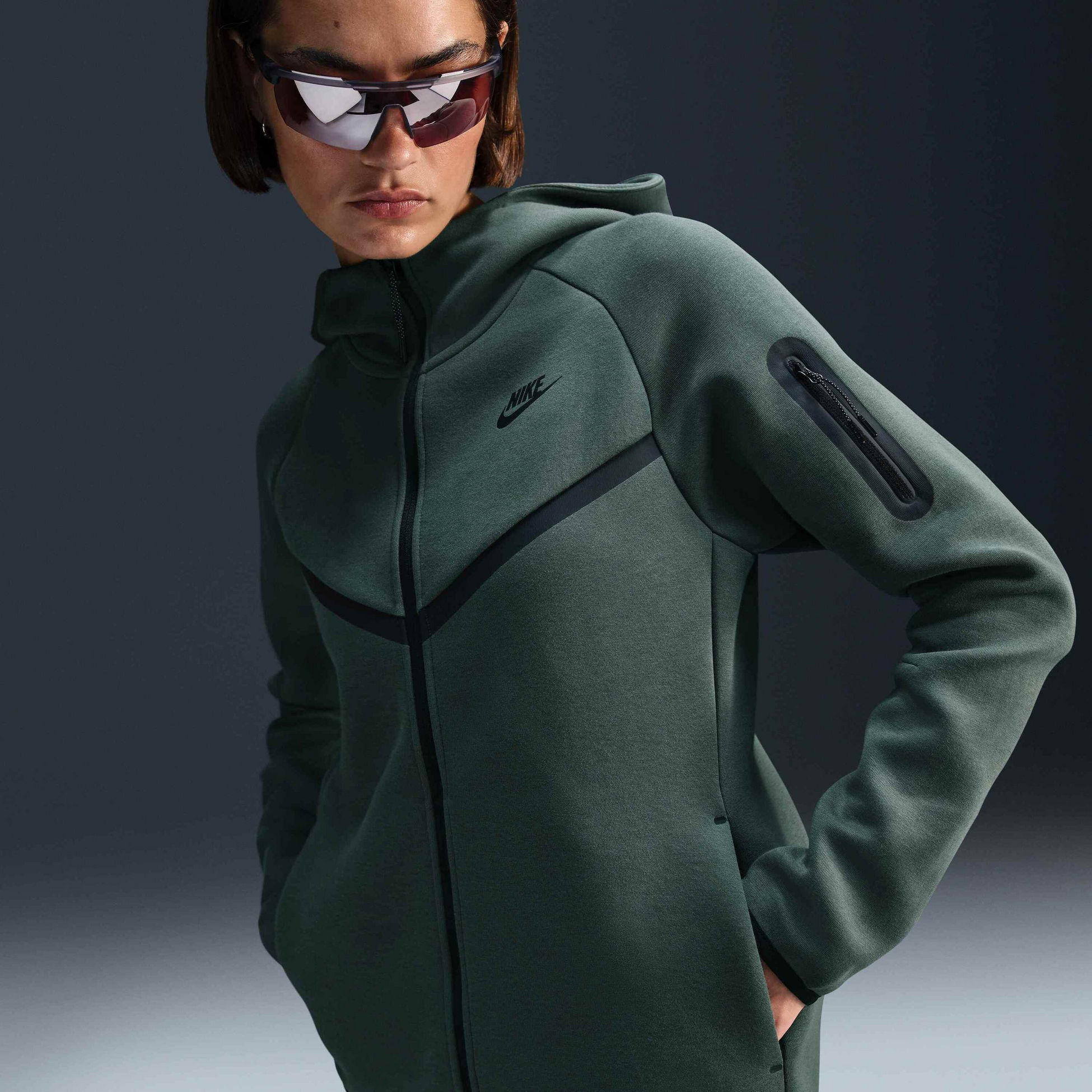 NIKE, Women's Full-zip Hoodie Sportswear Tech Fleece Windrunner