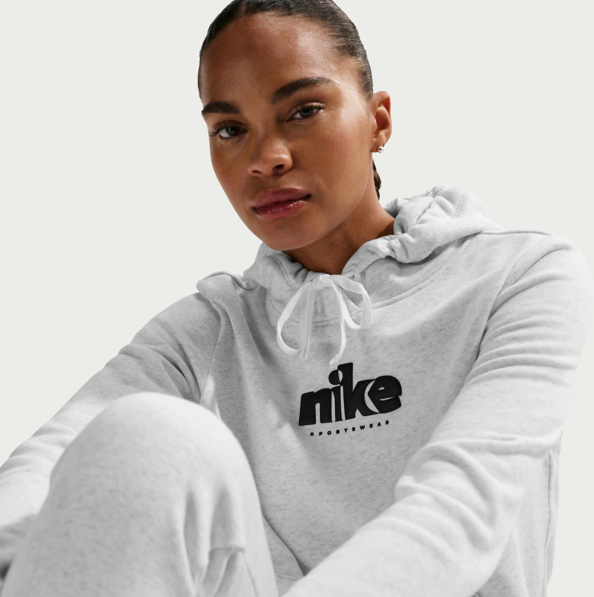 NIKE, Women's Graphic Pullover Hoodie Sportswear Club Fleece
