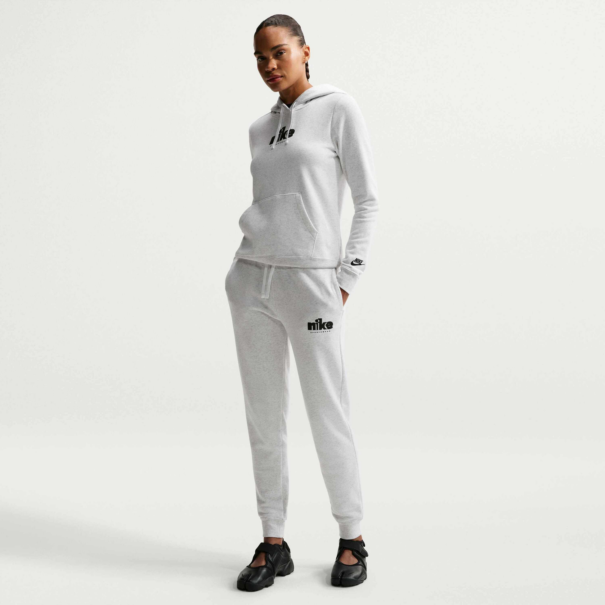 NIKE, Women's Graphic Pullover Hoodie Sportswear Club Fleece