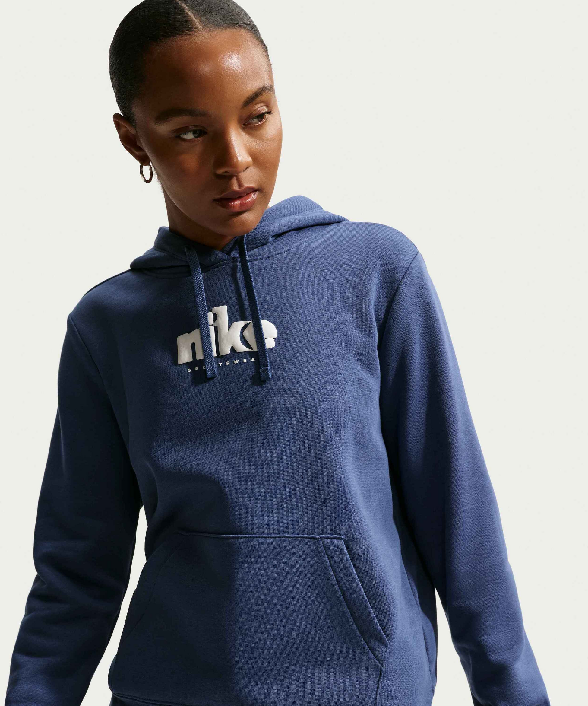 NIKE, Women's Graphic Pullover Hoodie Sportswear Club Fleece
