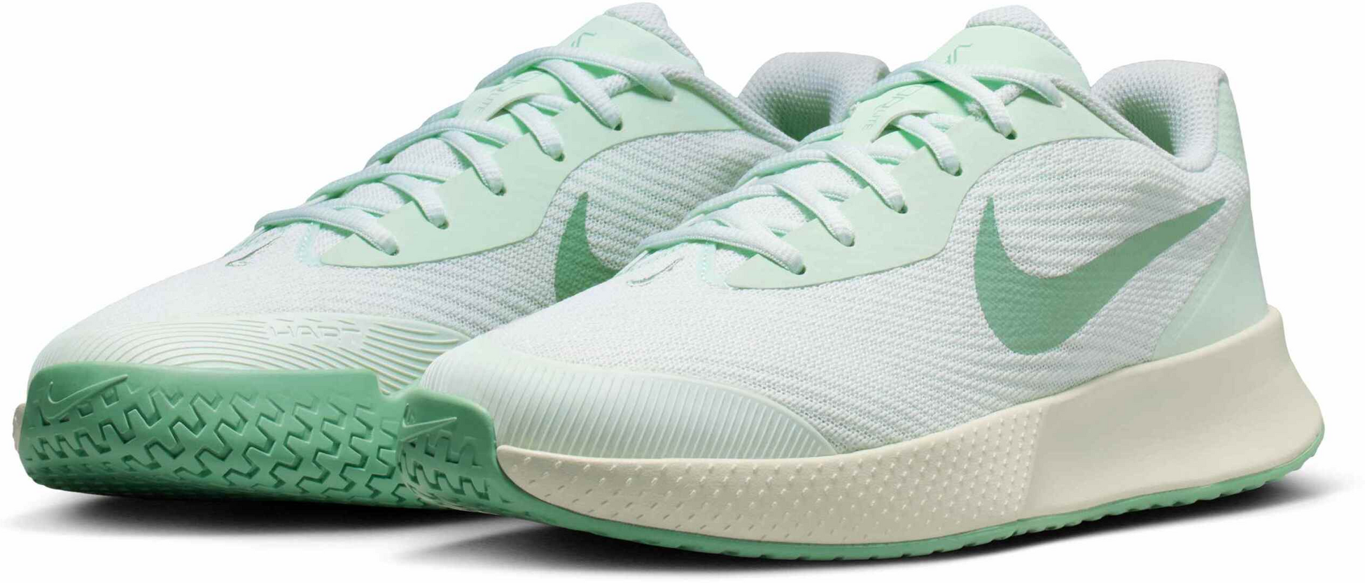 NIKE, Women's Hard Court Tennis Shoes Vapor Lite 3
