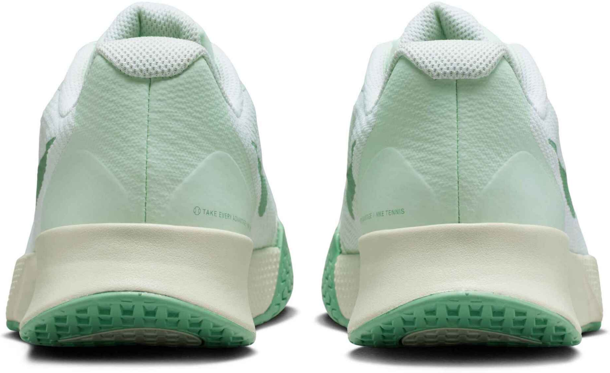NIKE, Women's Hard Court Tennis Shoes Vapor Lite 3