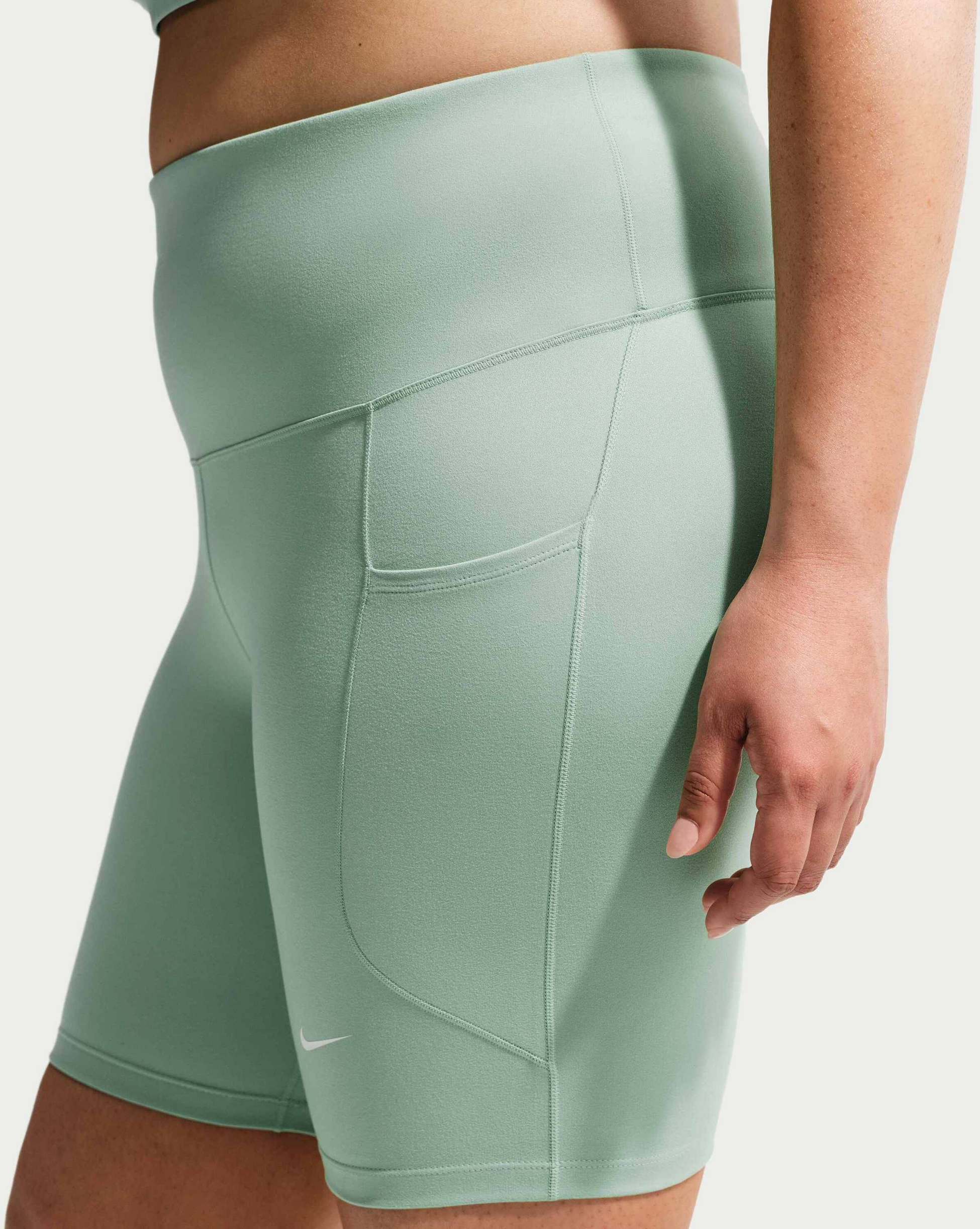 NIKE, Women's High-waisted 20cm Biker Shorts With Pockets (plus Size) One