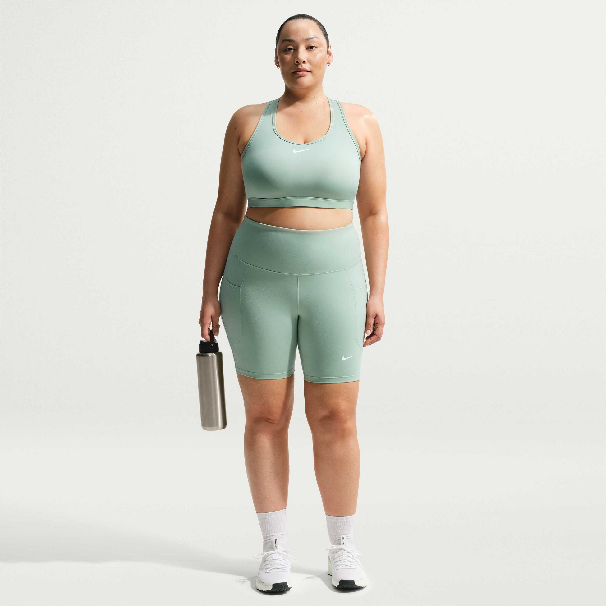 NIKE, Women's High-waisted 20cm Biker Shorts With Pockets (plus Size) One