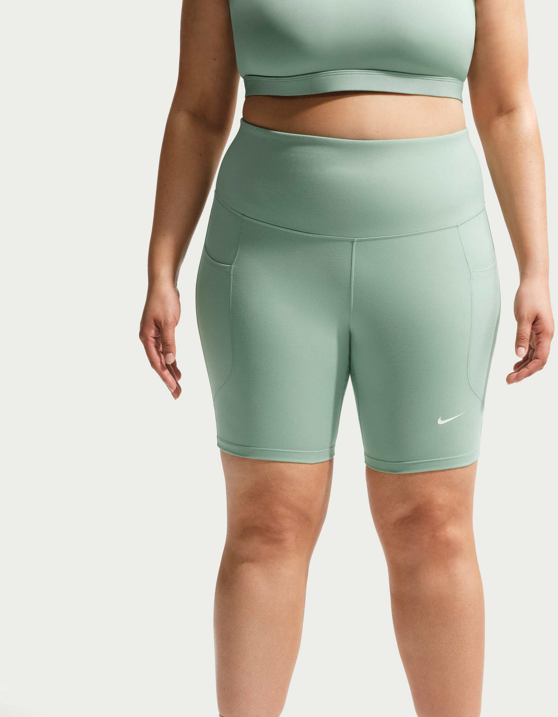NIKE, Women's High-waisted 20cm Biker Shorts With Pockets (plus Size) One