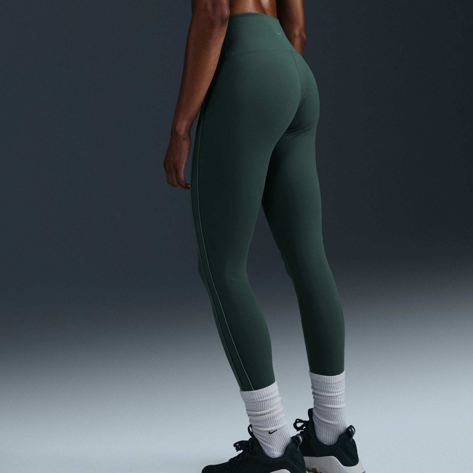 NIKE, Women's High-waisted 7/8 Leggings One