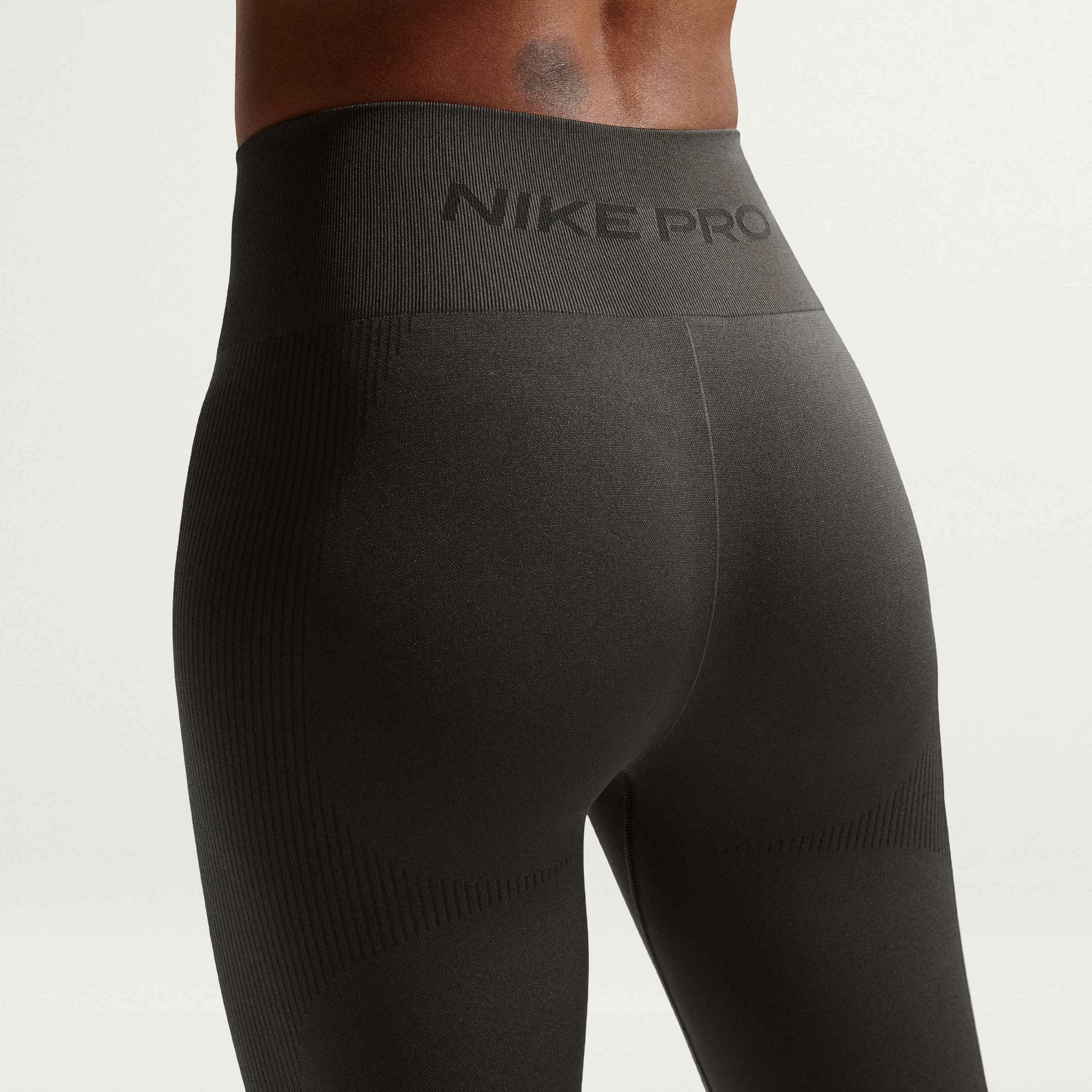 NIKE, Women's High-waisted 7/8 Leggings Pro Seamless