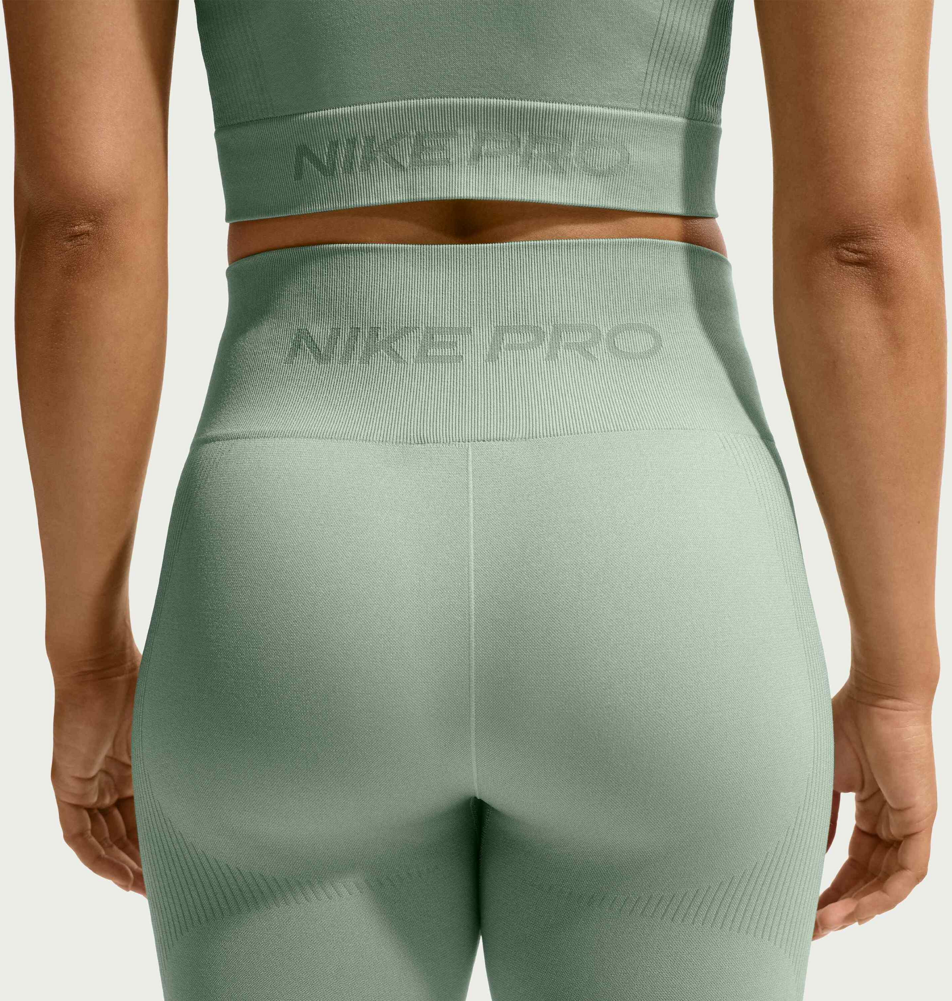 NIKE, Women's High-waisted 7/8 Leggings Pro Seamless