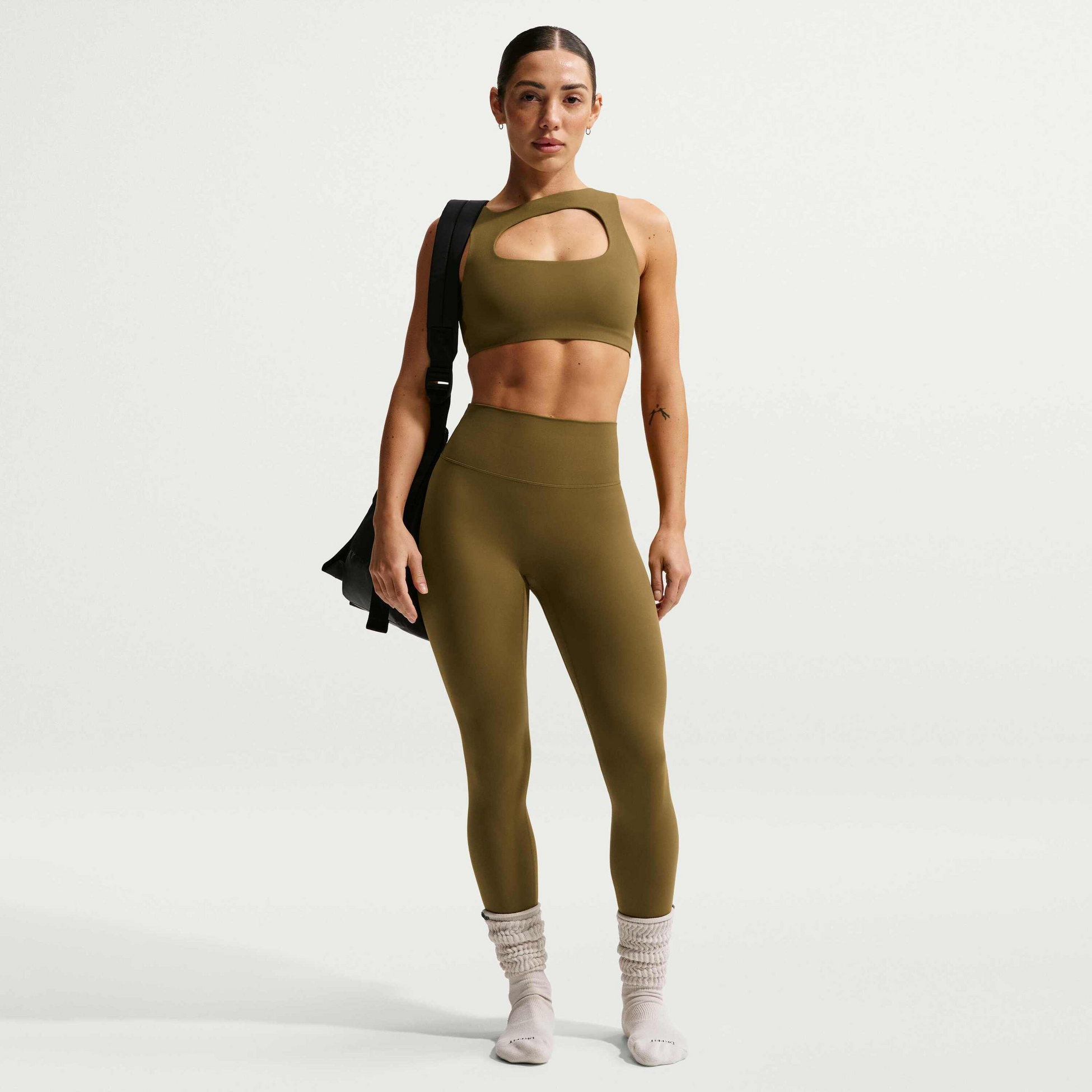 NIKE, Women's High-waisted 7/8 Leggings With No Front Seam Zenvy