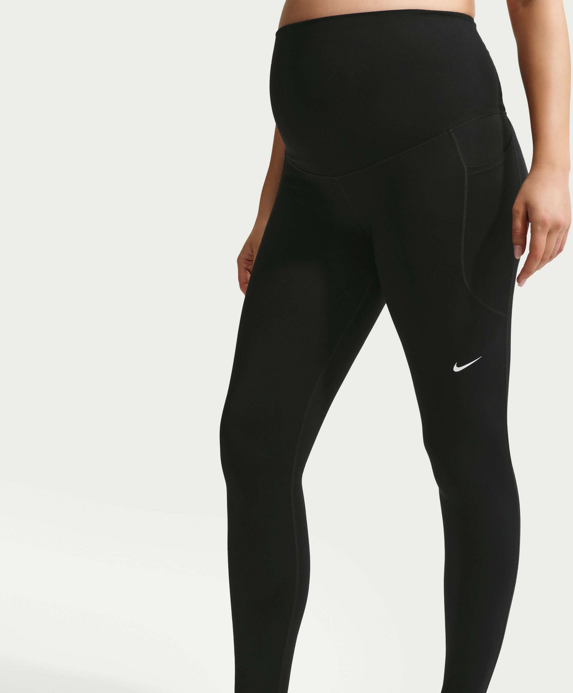 NIKE, Women's High-waisted 7/8 Leggings With Pockets (maternity) (m) One