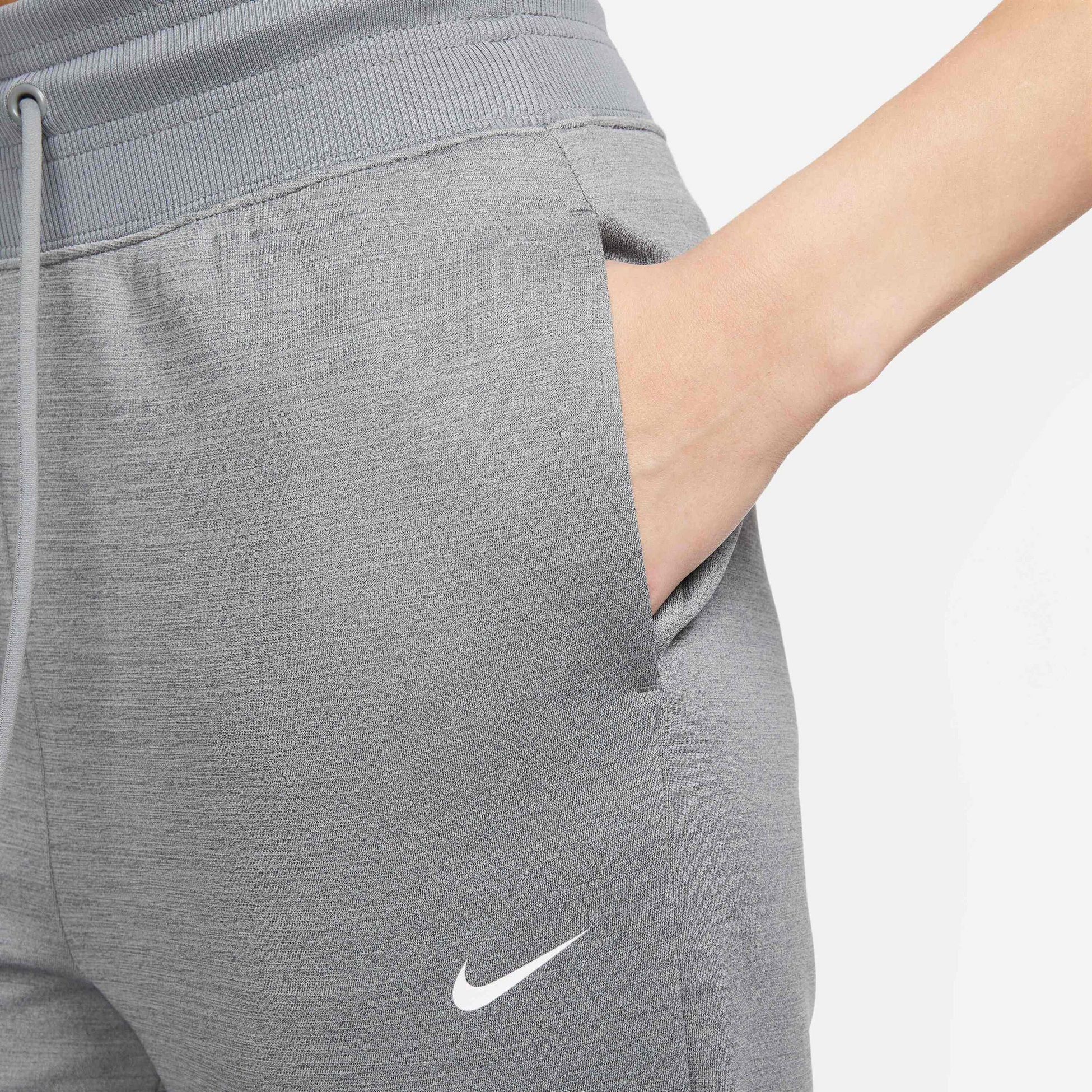 NIKE, Women's High-waisted 7/8 Trousers Therma-fit One