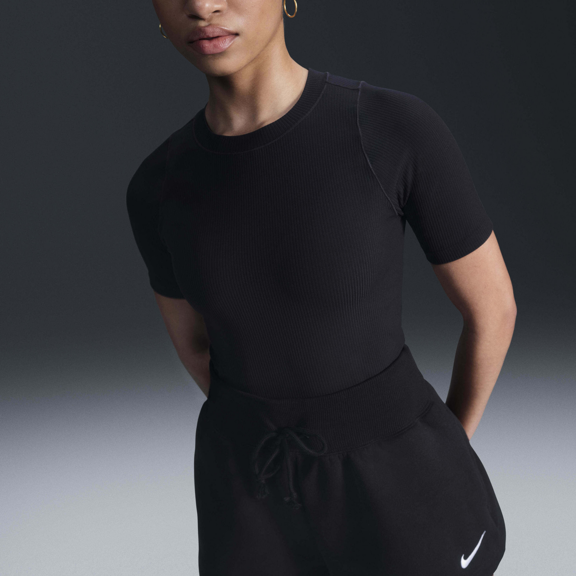 NIKE, Women's High-waisted Loose Shorts Sportswear Phoenix Fleece