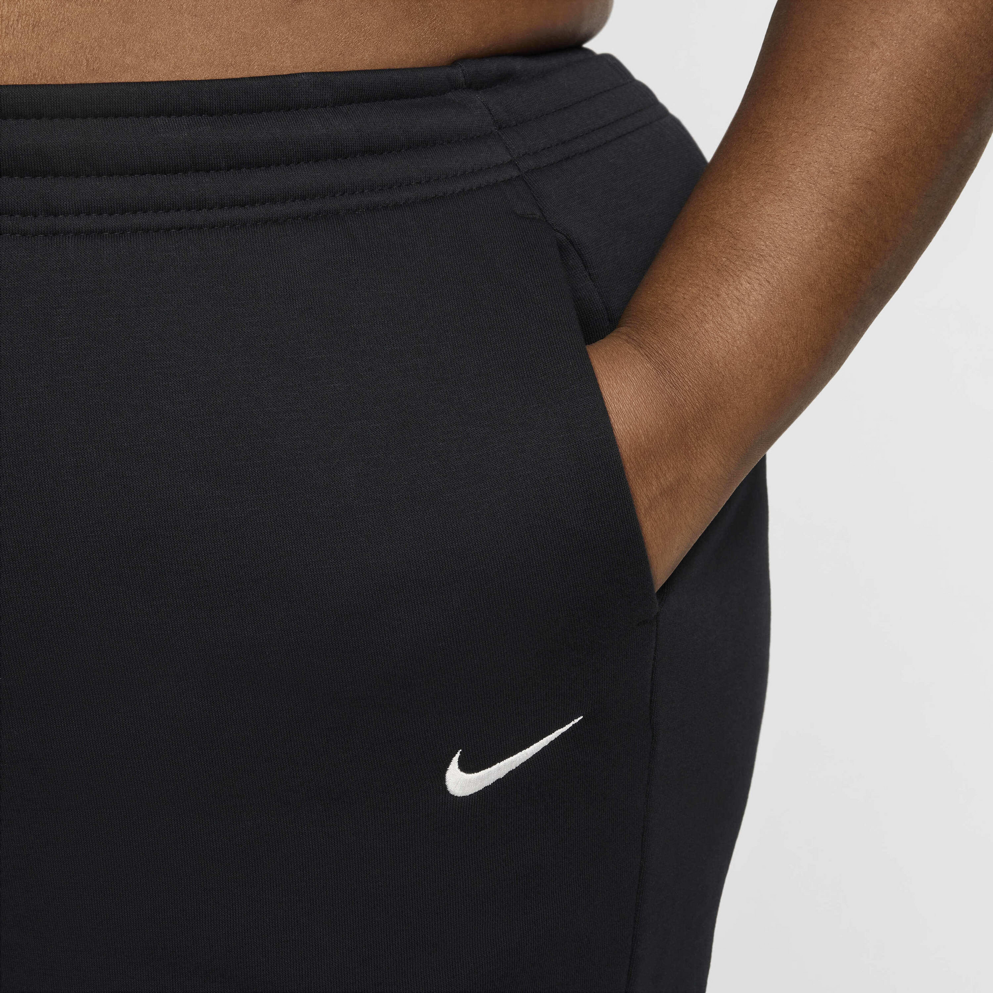 NIKE, Women's High-waisted Oversized Tracksuit Bottoms (plus Size) Sportswear Phoenix Fleece