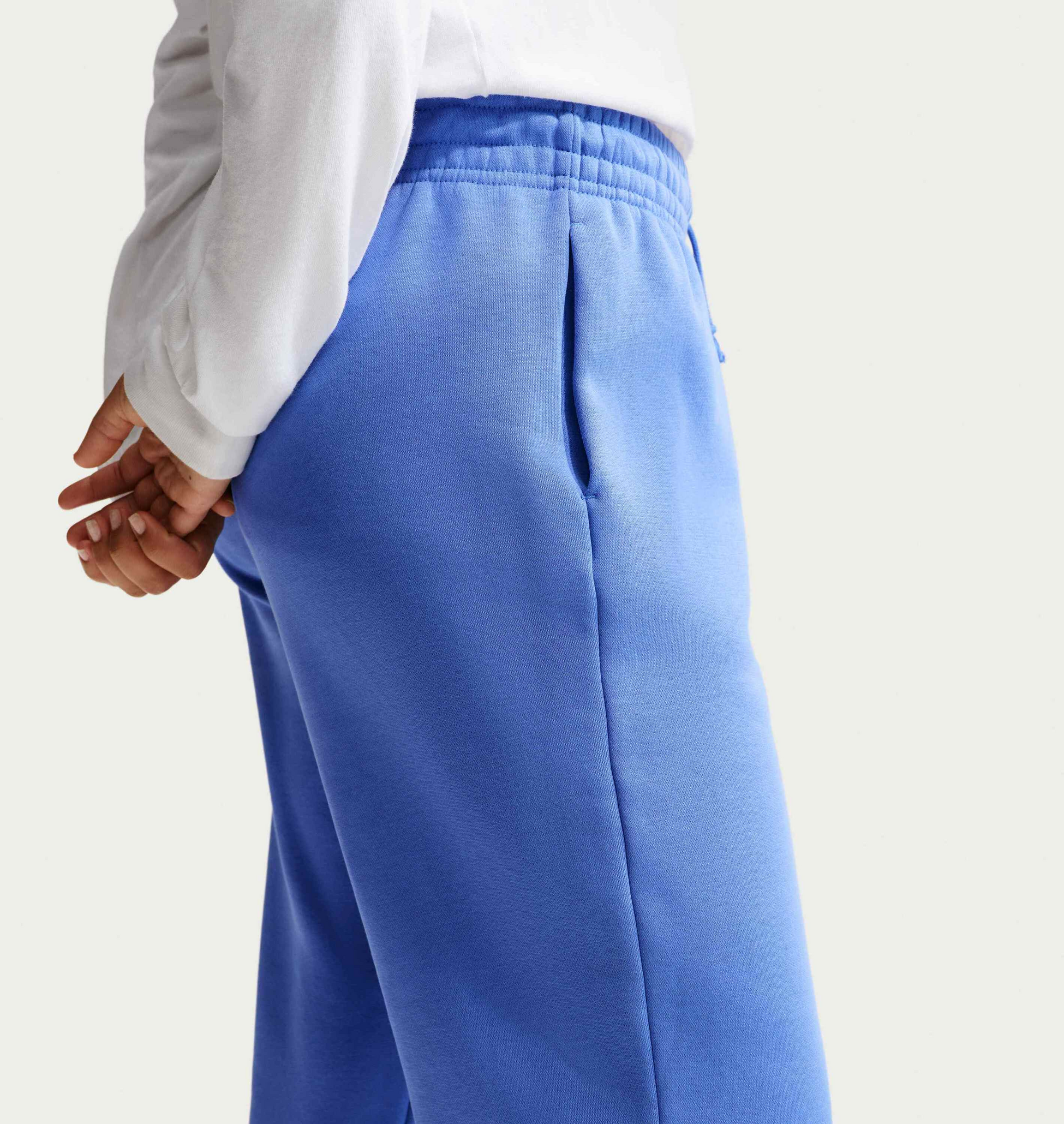 NIKE, Women's High-waisted Oversized Tracksuit Bottoms Sportswear Phoenix Fleece