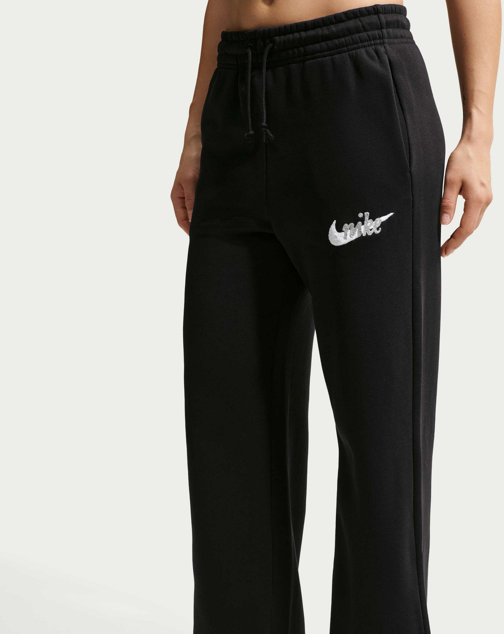 NIKE, Women's High-waisted Wide-leg Logo Trousers Sportswear Phoenix Fleece